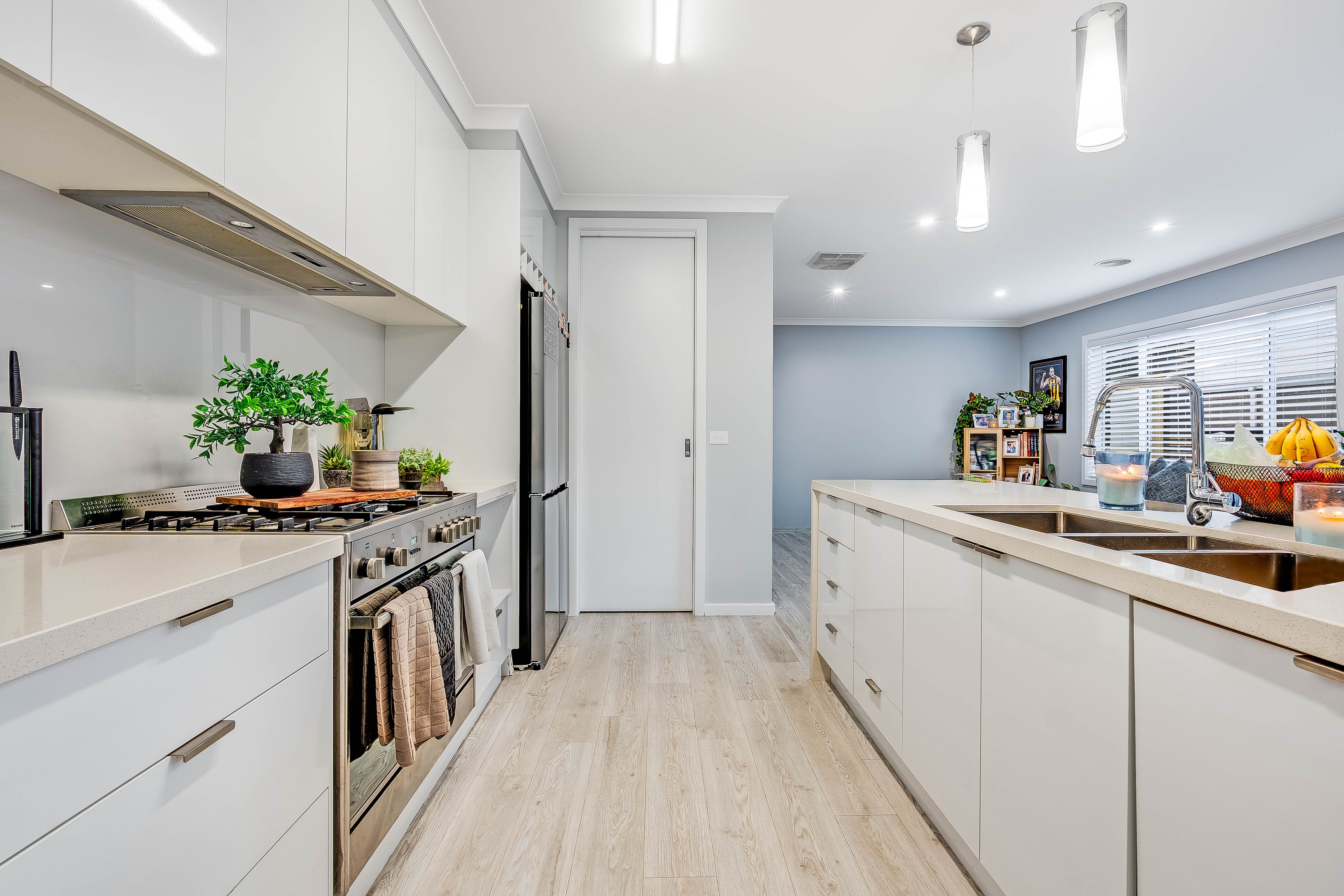 16 Edgar Road — photo 8 of 28
