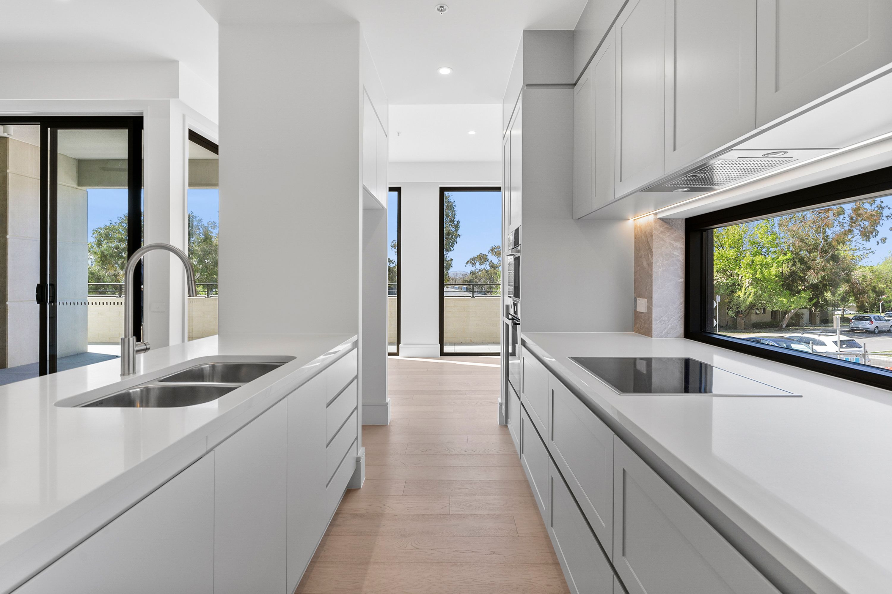 6/1 Lady Nelson Place — photo 2 of 14