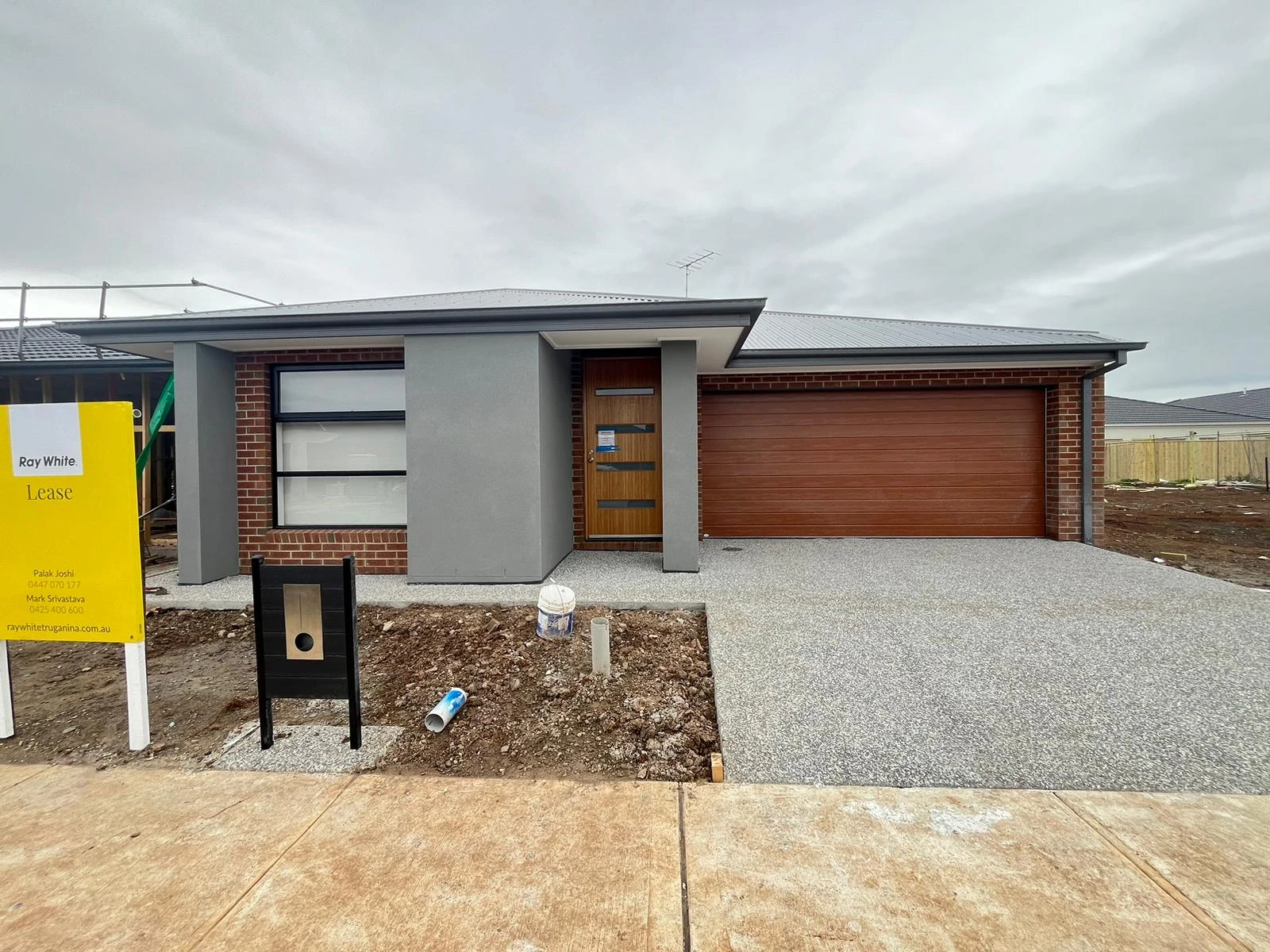 17 ASHFORDBY Street, BONNIE BROOK, VIC 3335
