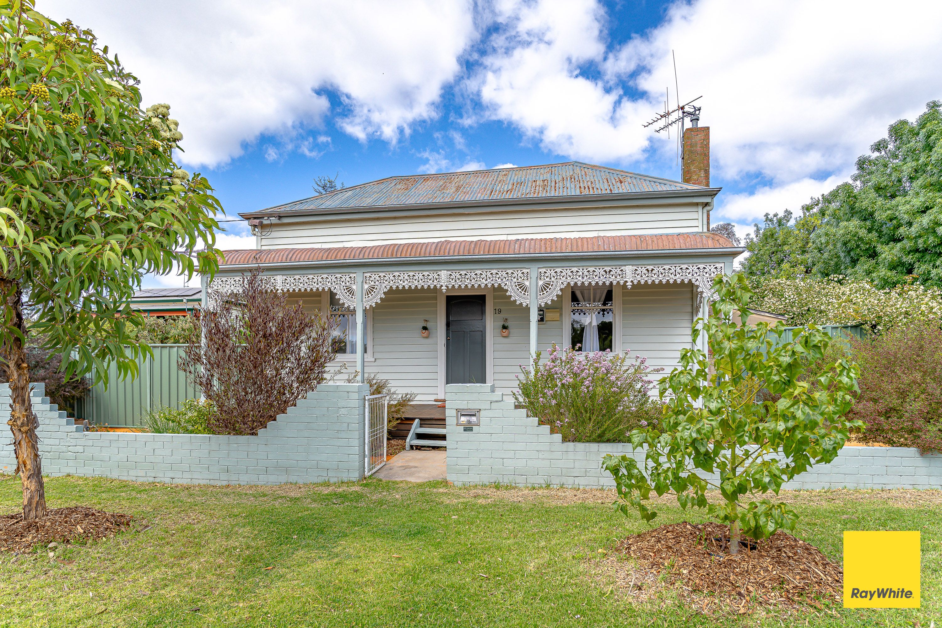 19 Hall Street, Eaglehawk VIC 3556
