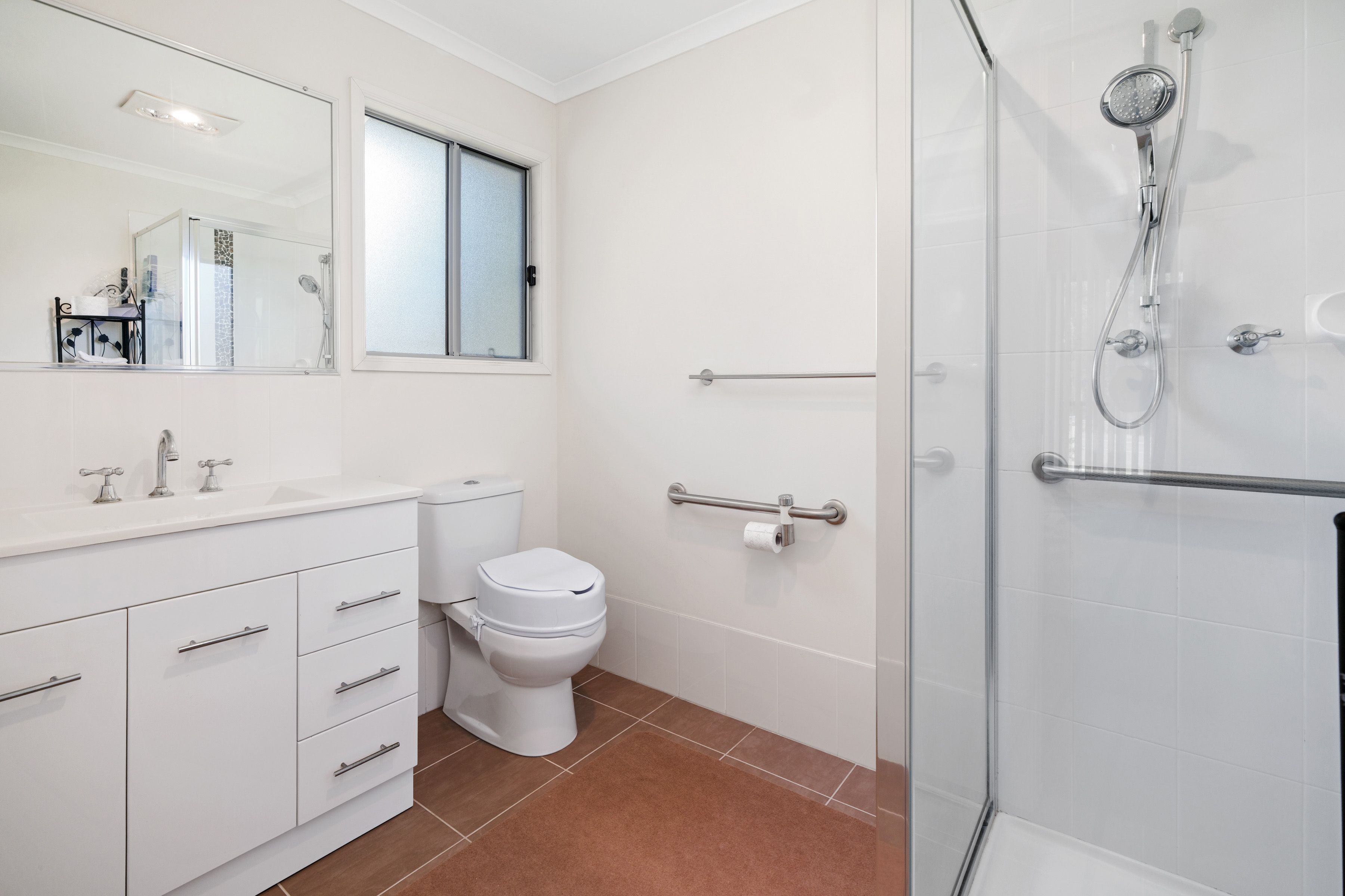 62 Meredith Avenue — photo 10 of 19