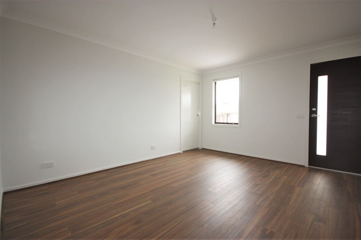 52 Holden Drive, Oran Park, NSW 2570