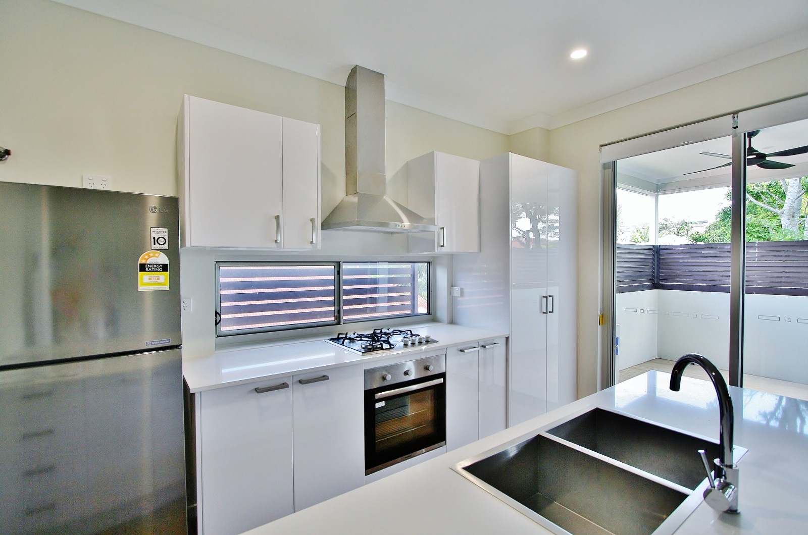 3/847 Logan Road, Holland Park West, QLD 4121