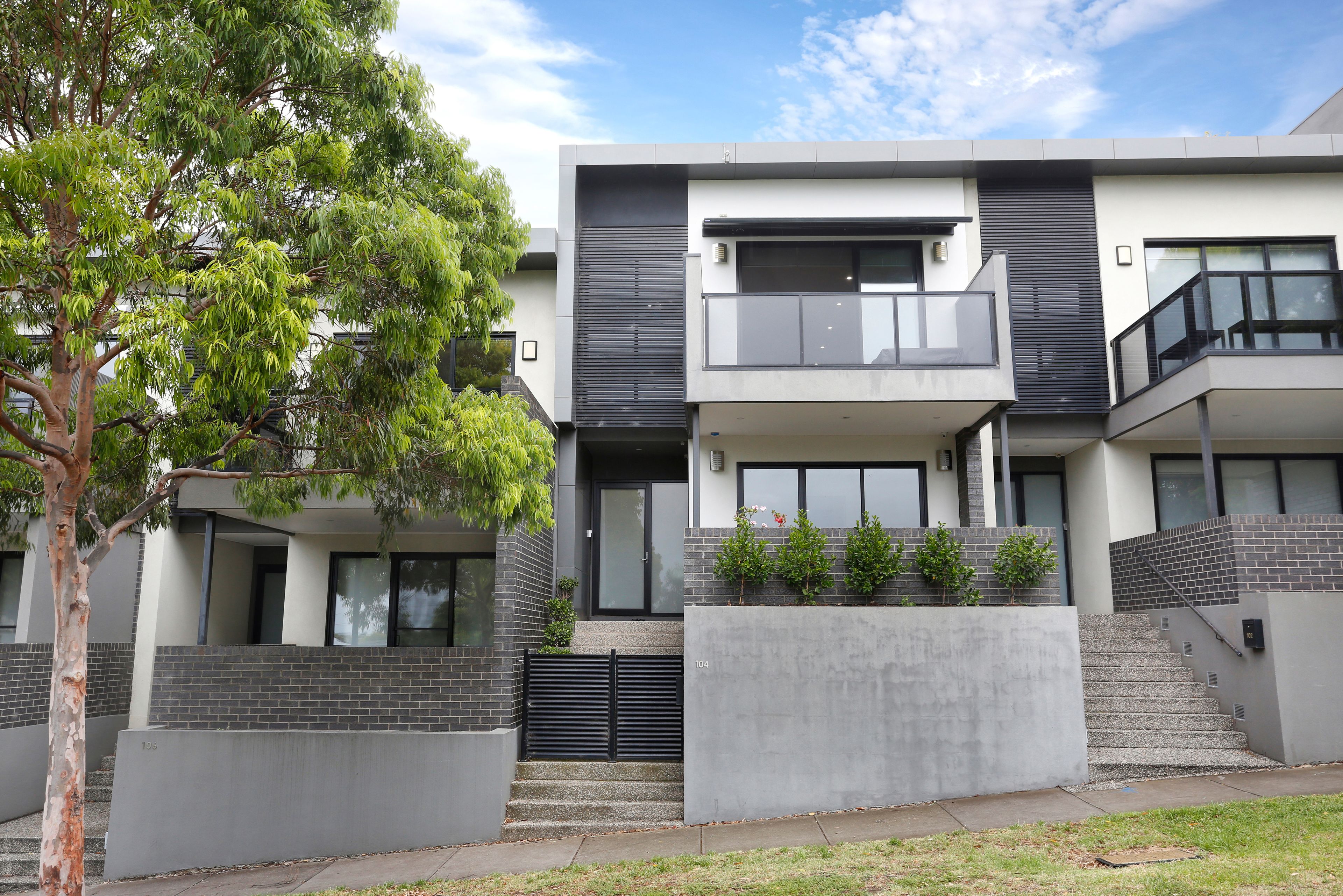 104 Edgewater Boulevard, Maribyrnong VIC 3032