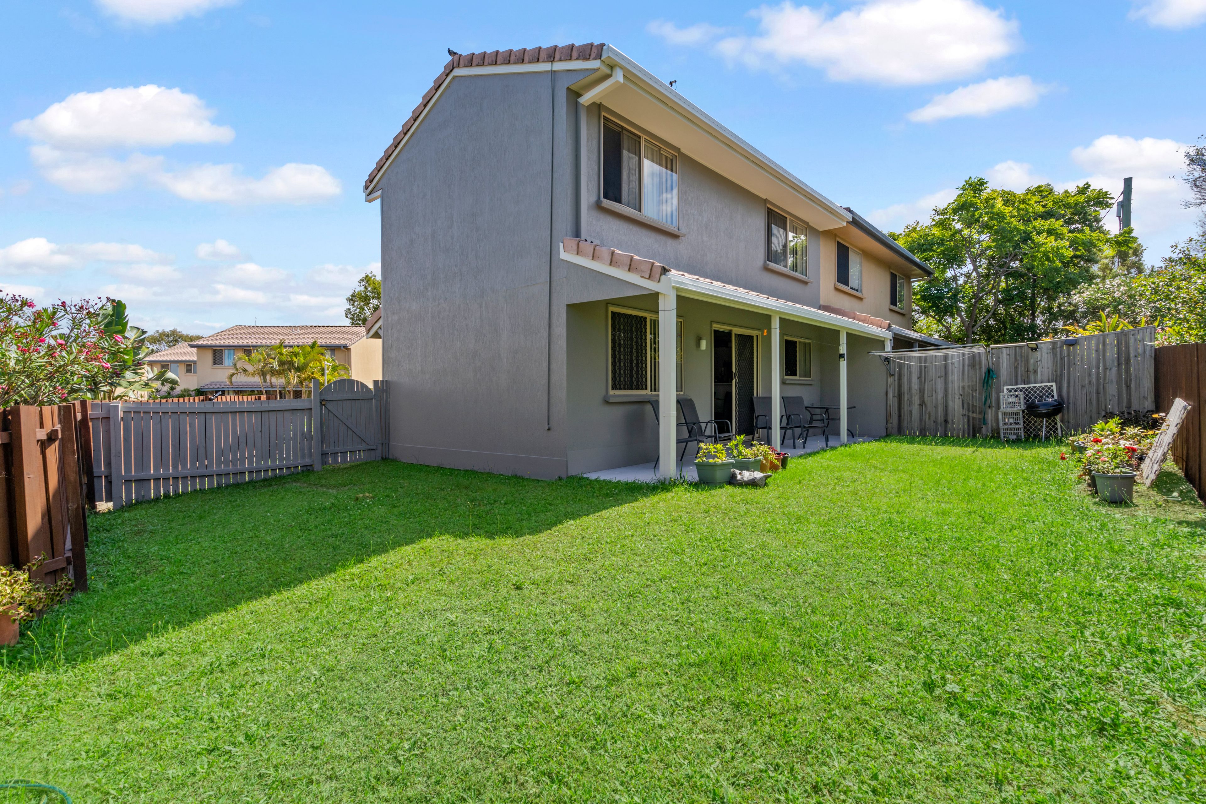 47/63 Olsen Avenue, Labrador, QLD 4215