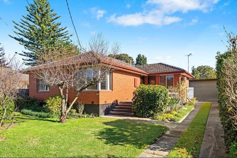 29 Heather Grove, Cheltenham, VIC 3192