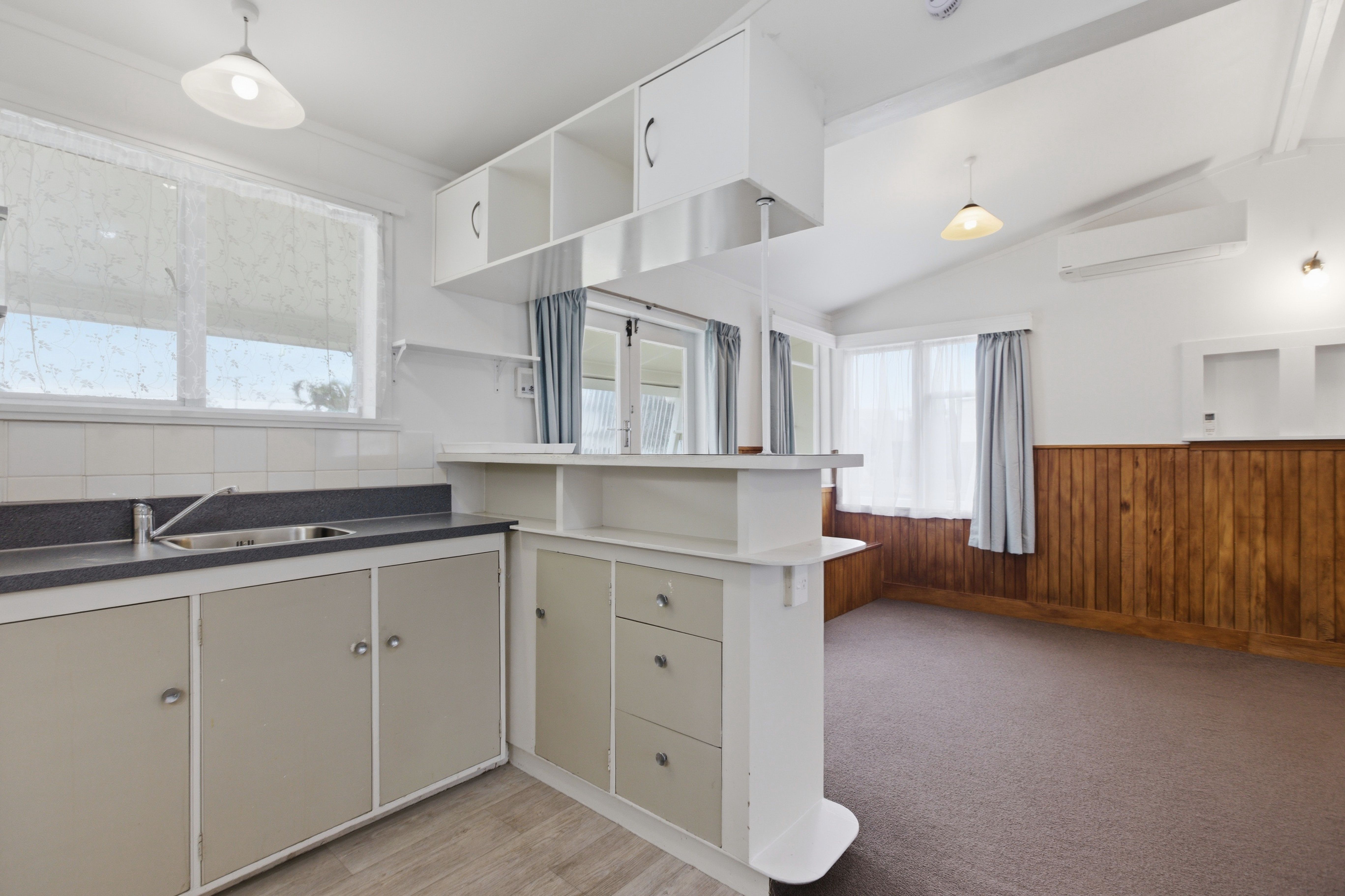 1099 Papamoa Beach Road, Papamoa, Tauranga City