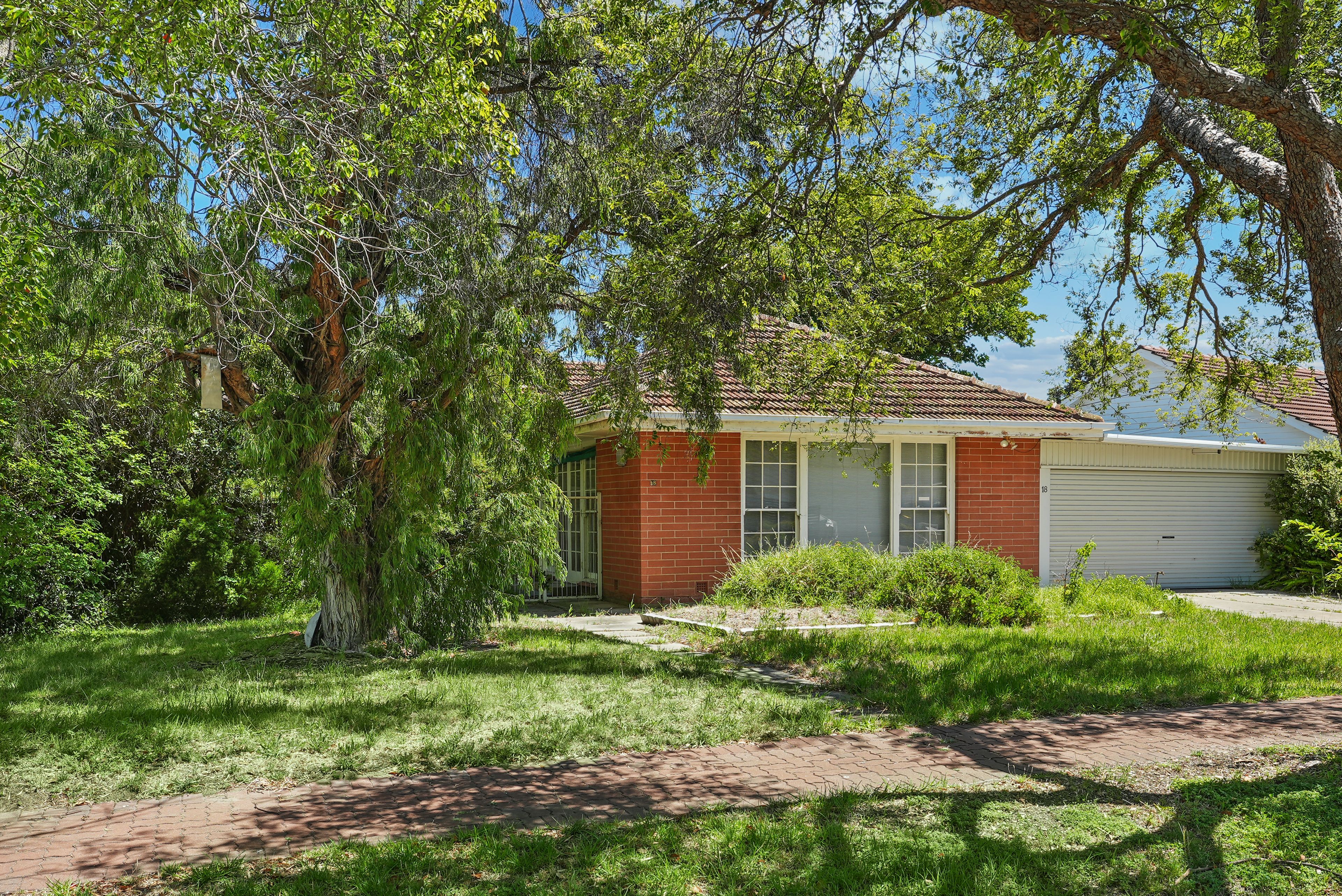 18 Sharpie Crescent, Grange, SA 5022