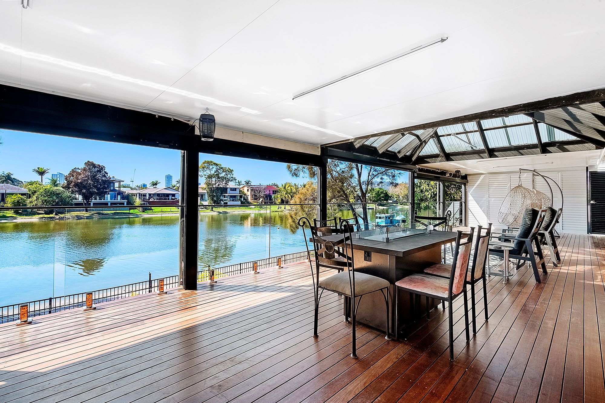 38 Dunlin Drive, Burleigh Waters QLD 4220