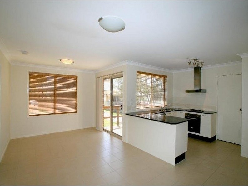 10 Paringa Avenue, Davistown, NSW 2251