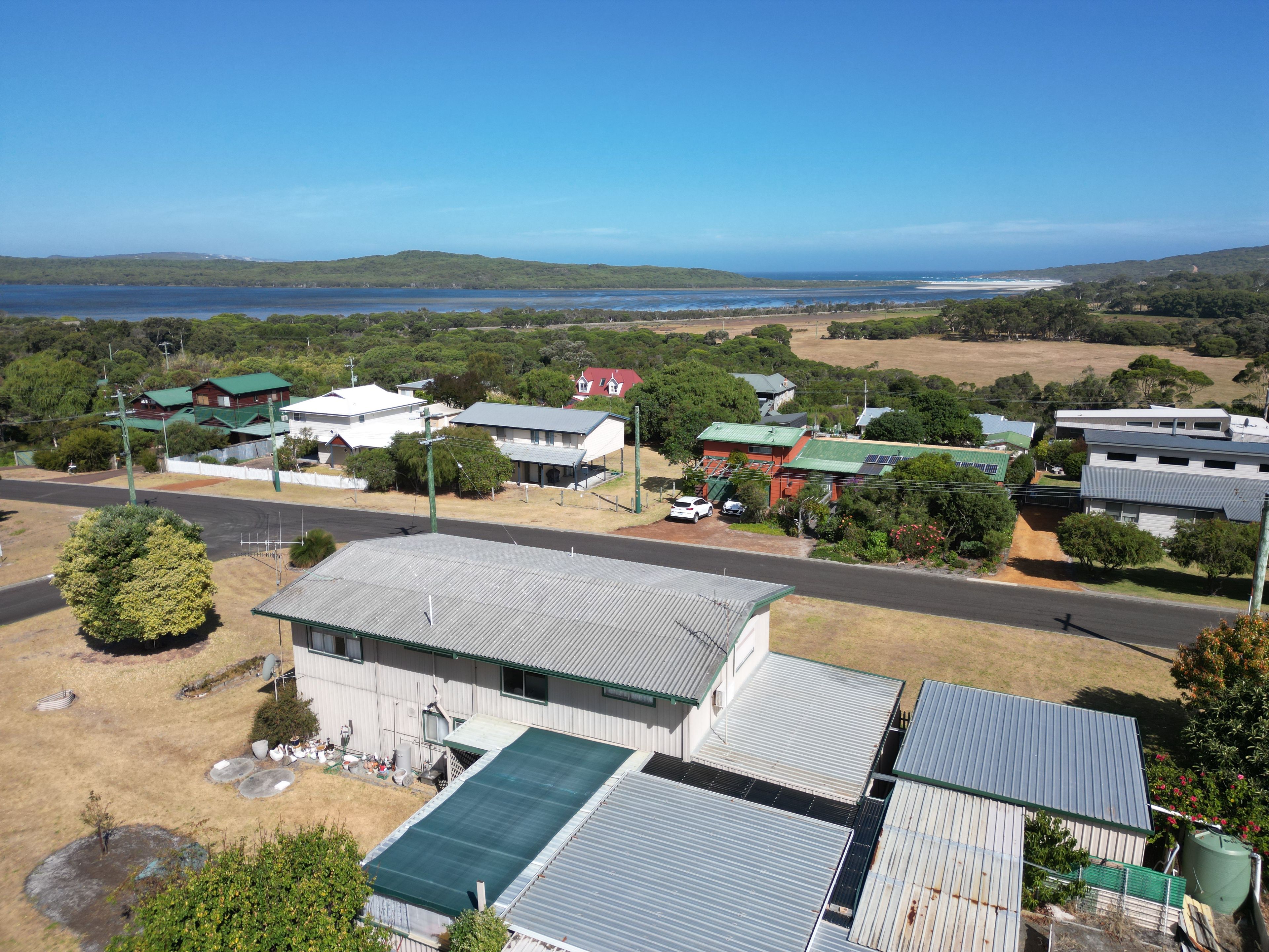 8 Iluka Avenue, Ocean Beach, WA 6333