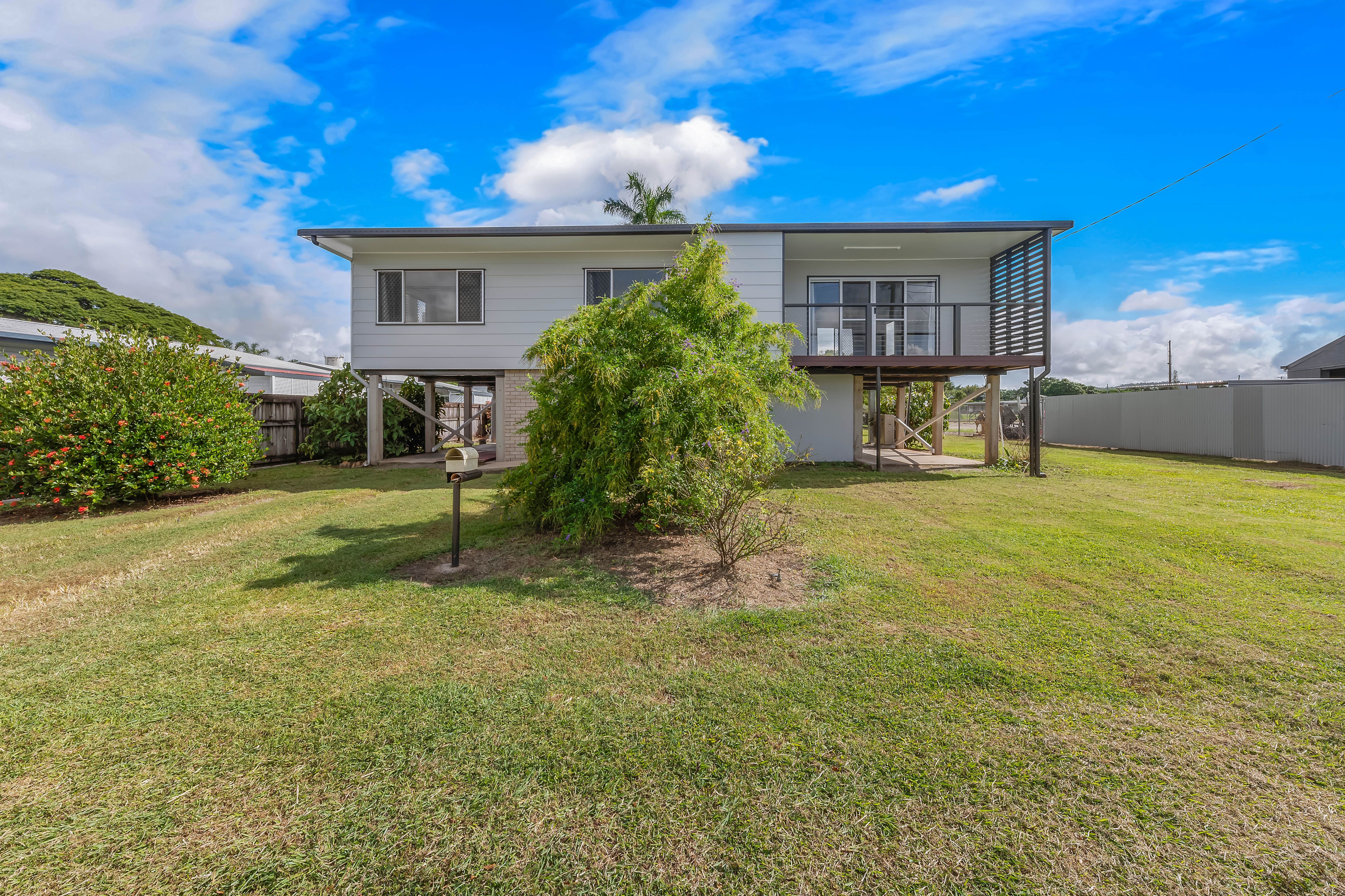 6 Anzac Road — photo from Ray White Whitsunday