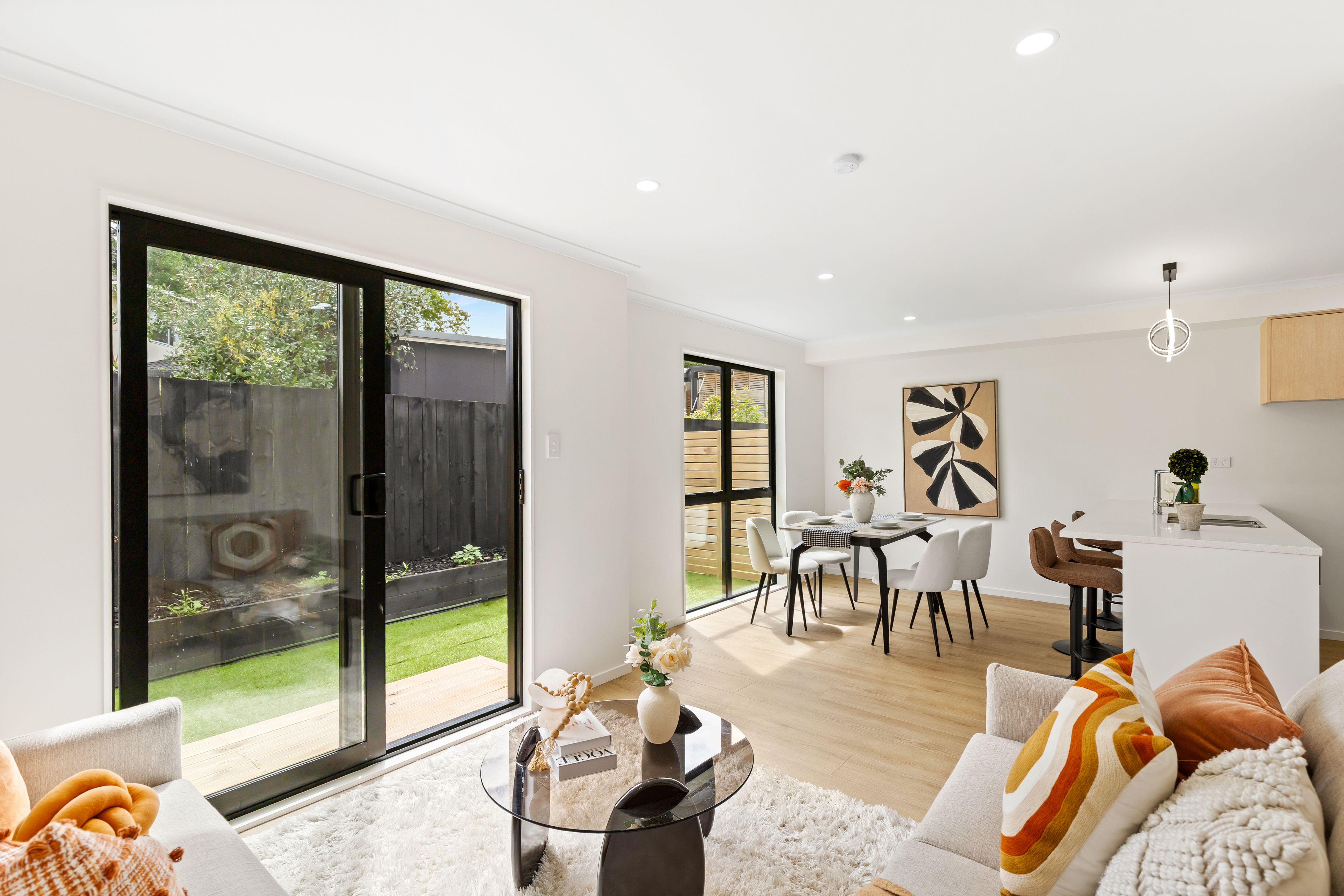 6/113 Beach Road, Te Atatu Peninsula, Waitakere City