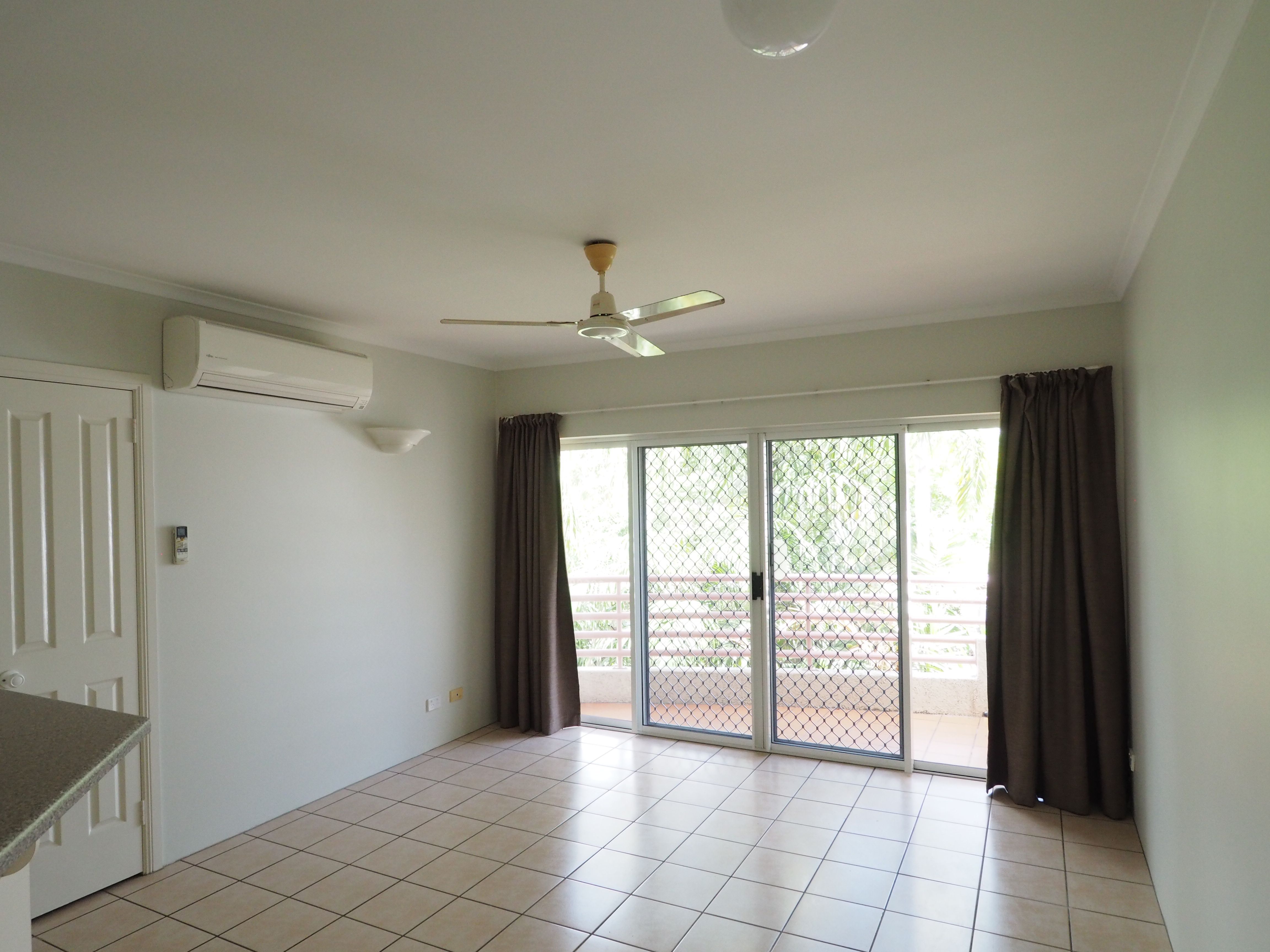 17/17-21 Martyn Street — photo 8 of 10