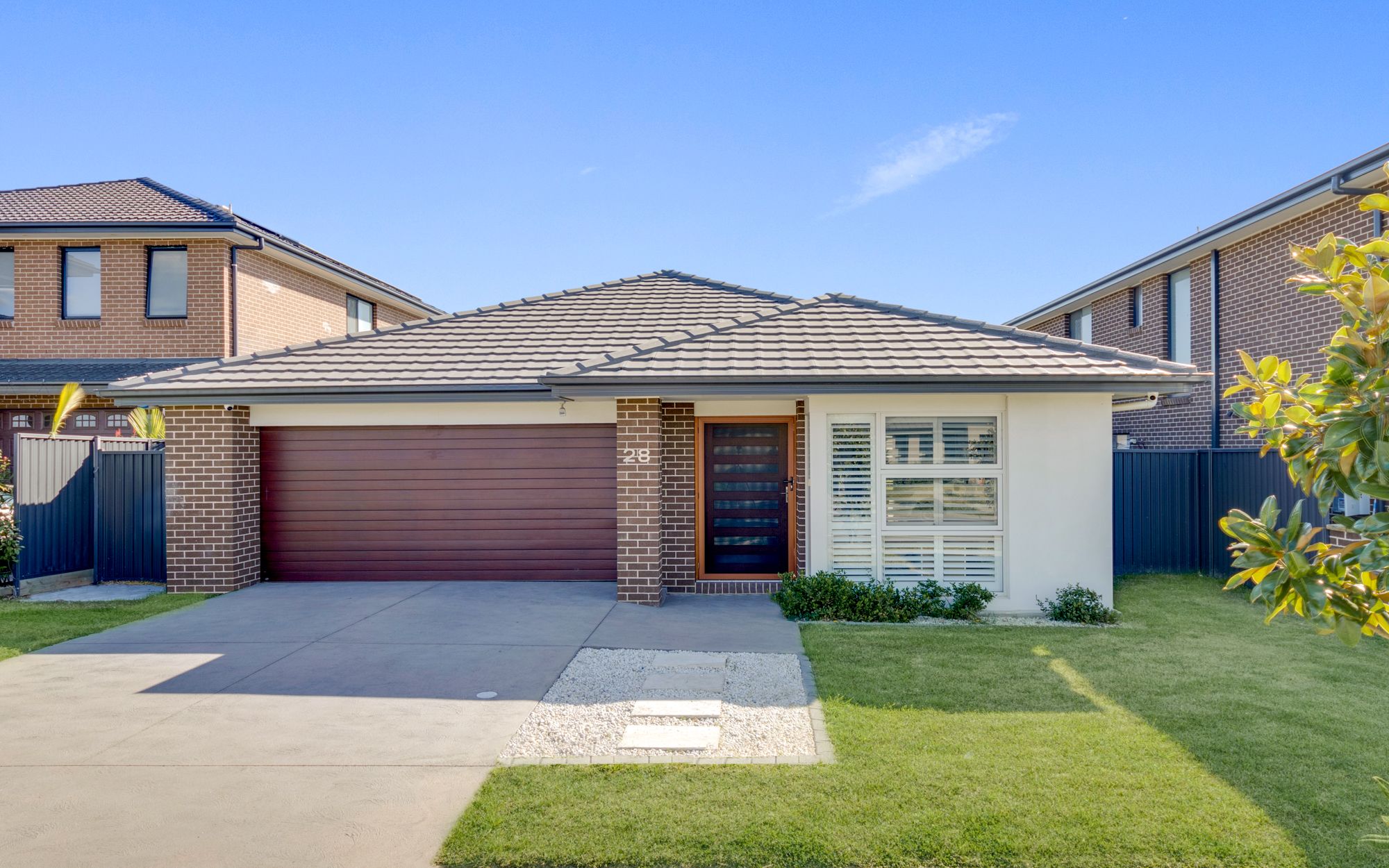 28 Golden Wattle Avenue, Gregory Hills NSW 2557