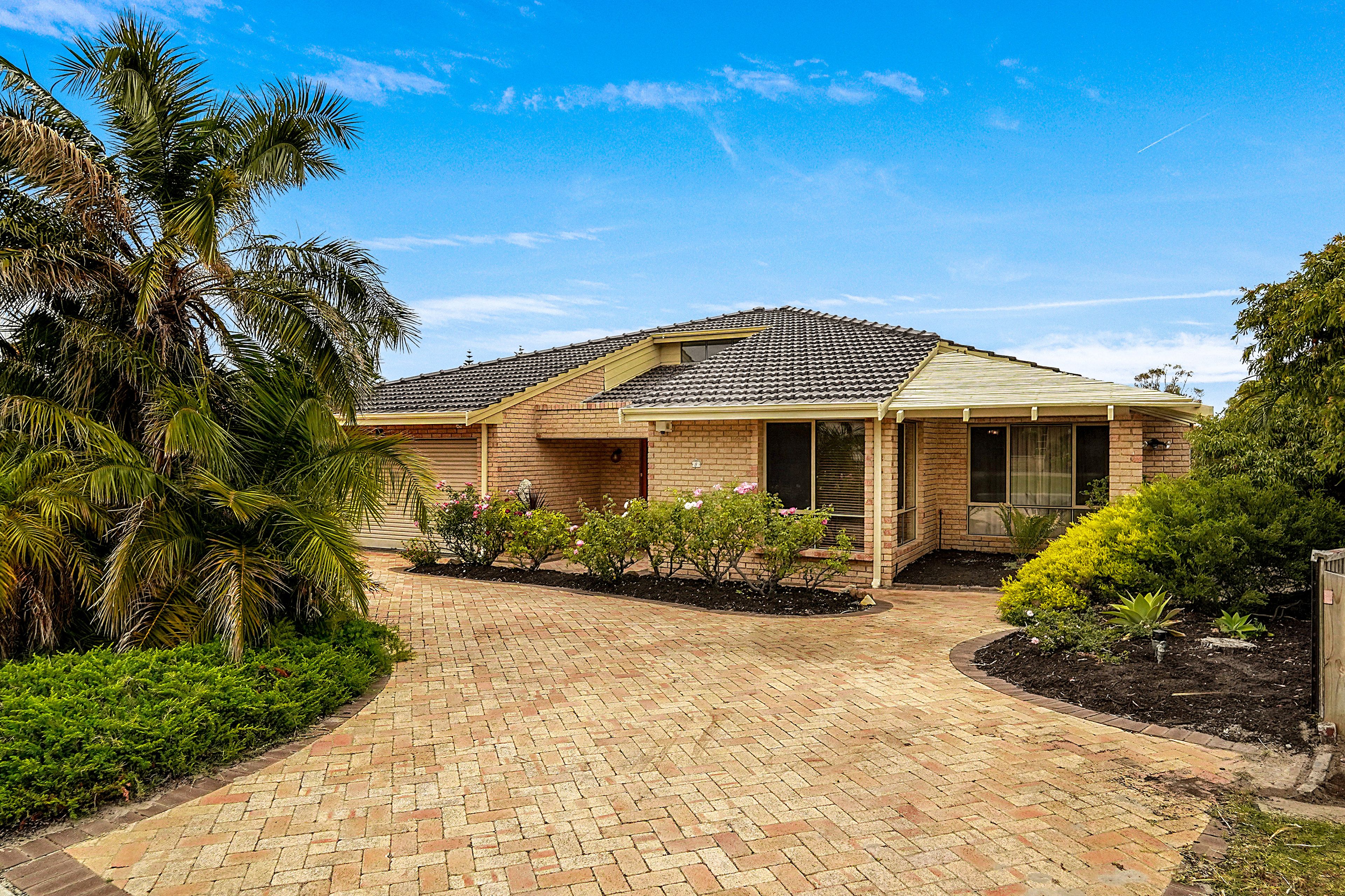 5 San Marino Place, Hillarys, WA 6025