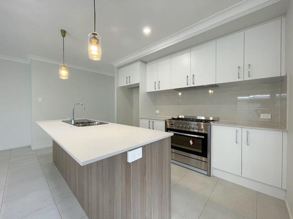 7 Laguna Street, Spring Farm, NSW 2570