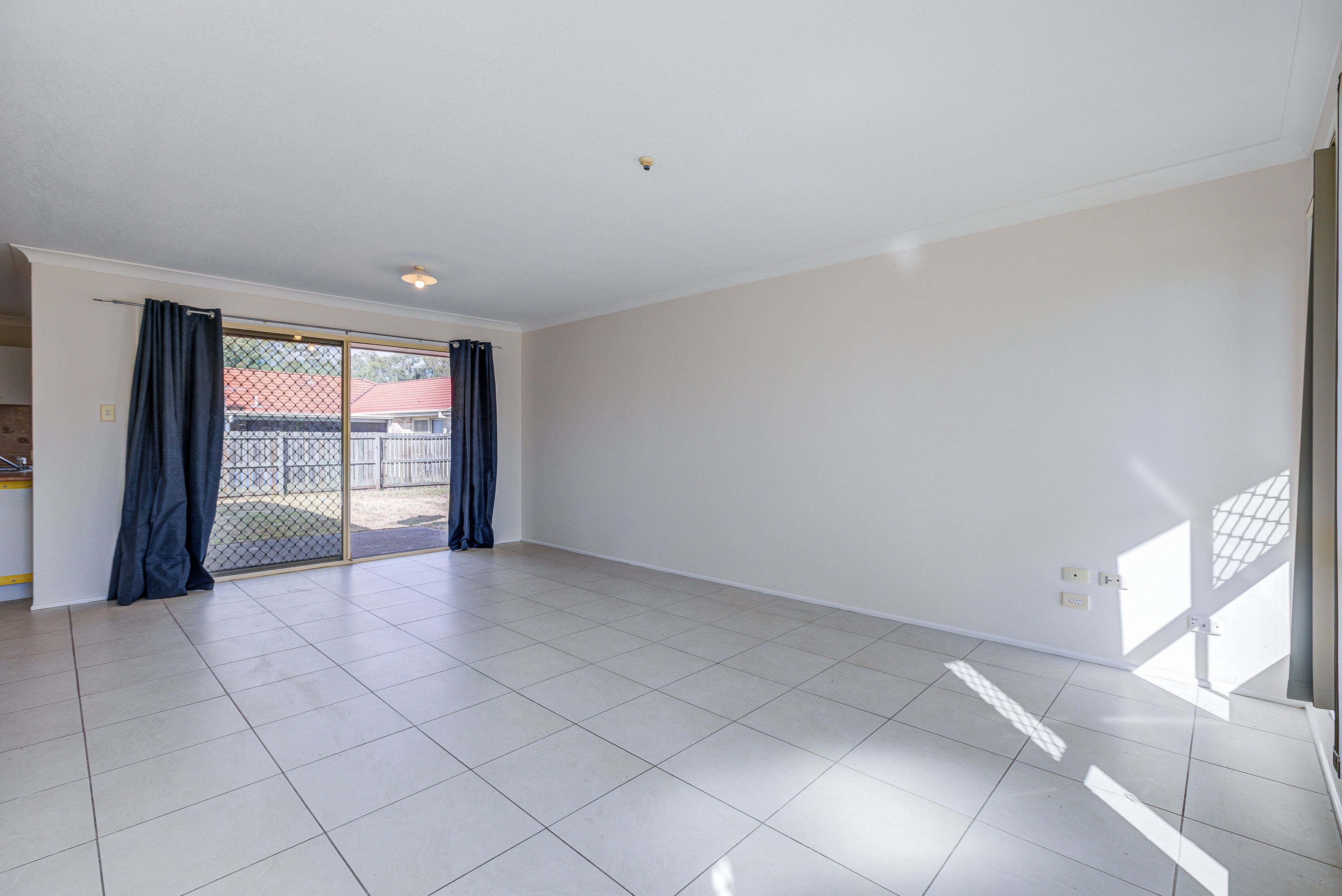 10 Filbert Court, Crestmead, QLD 4132