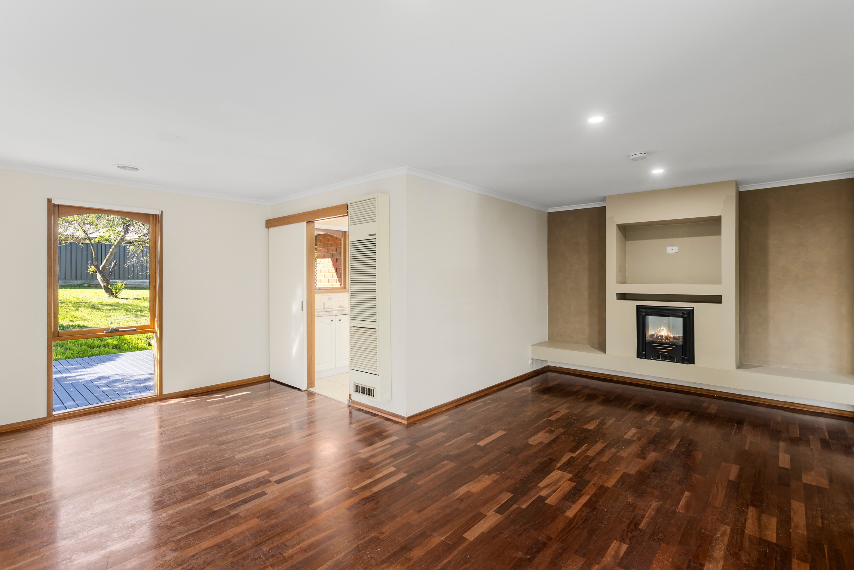 215 Elizabeth Drive, Sunbury, VIC 3429