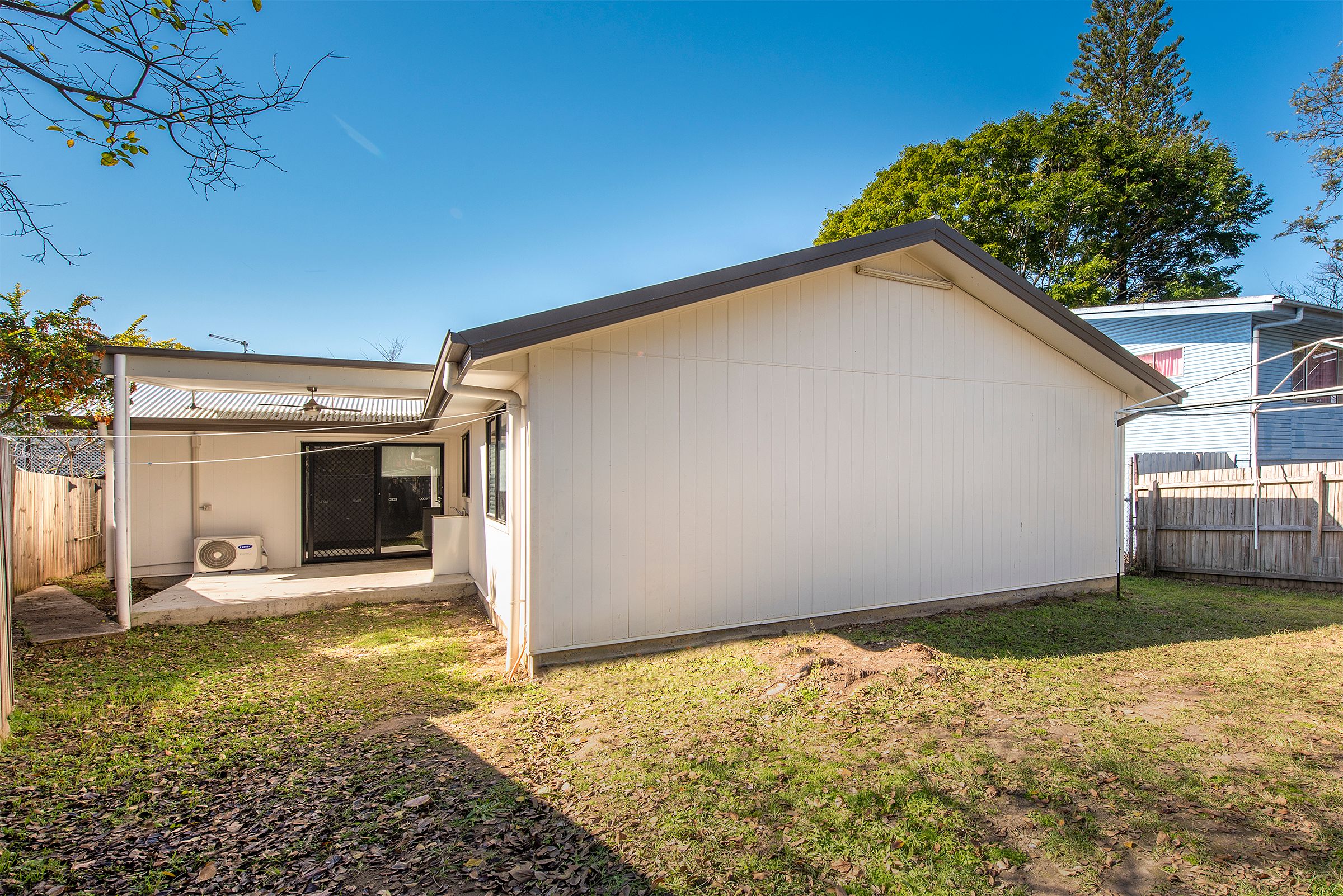 25 & 25A Paradise Road, Slacks Creek, QLD 4127