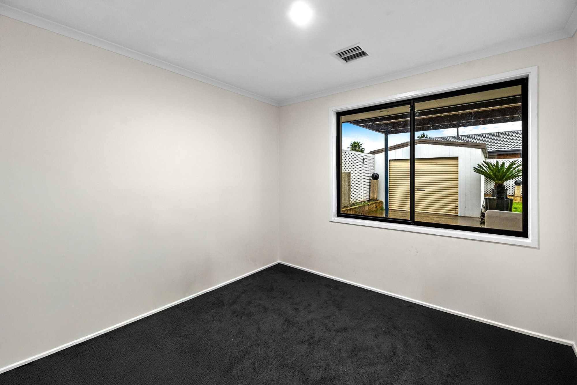4 Pleone Court — photo 10 of 12