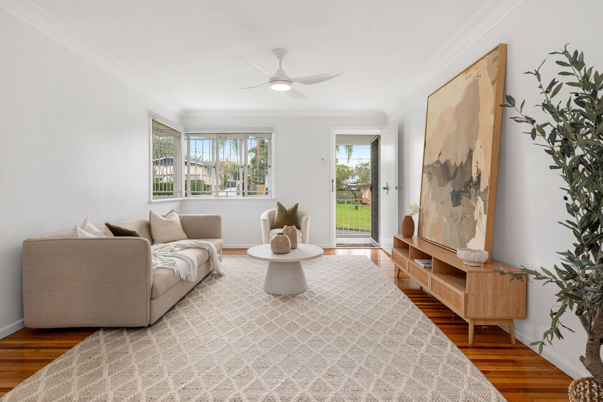 11 Bradnor Street, Carina, QLD 4152