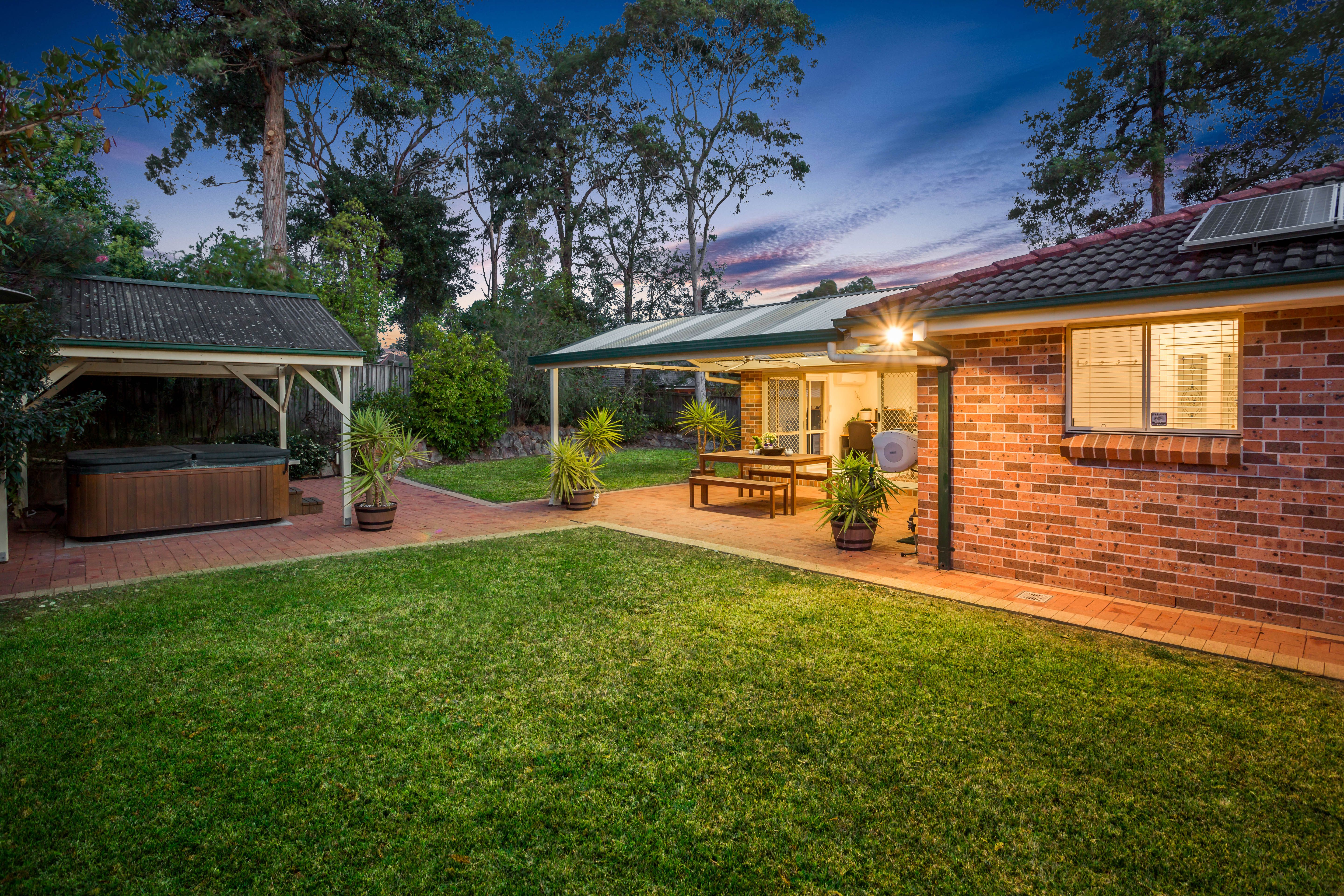 4 Badenoch Avenue