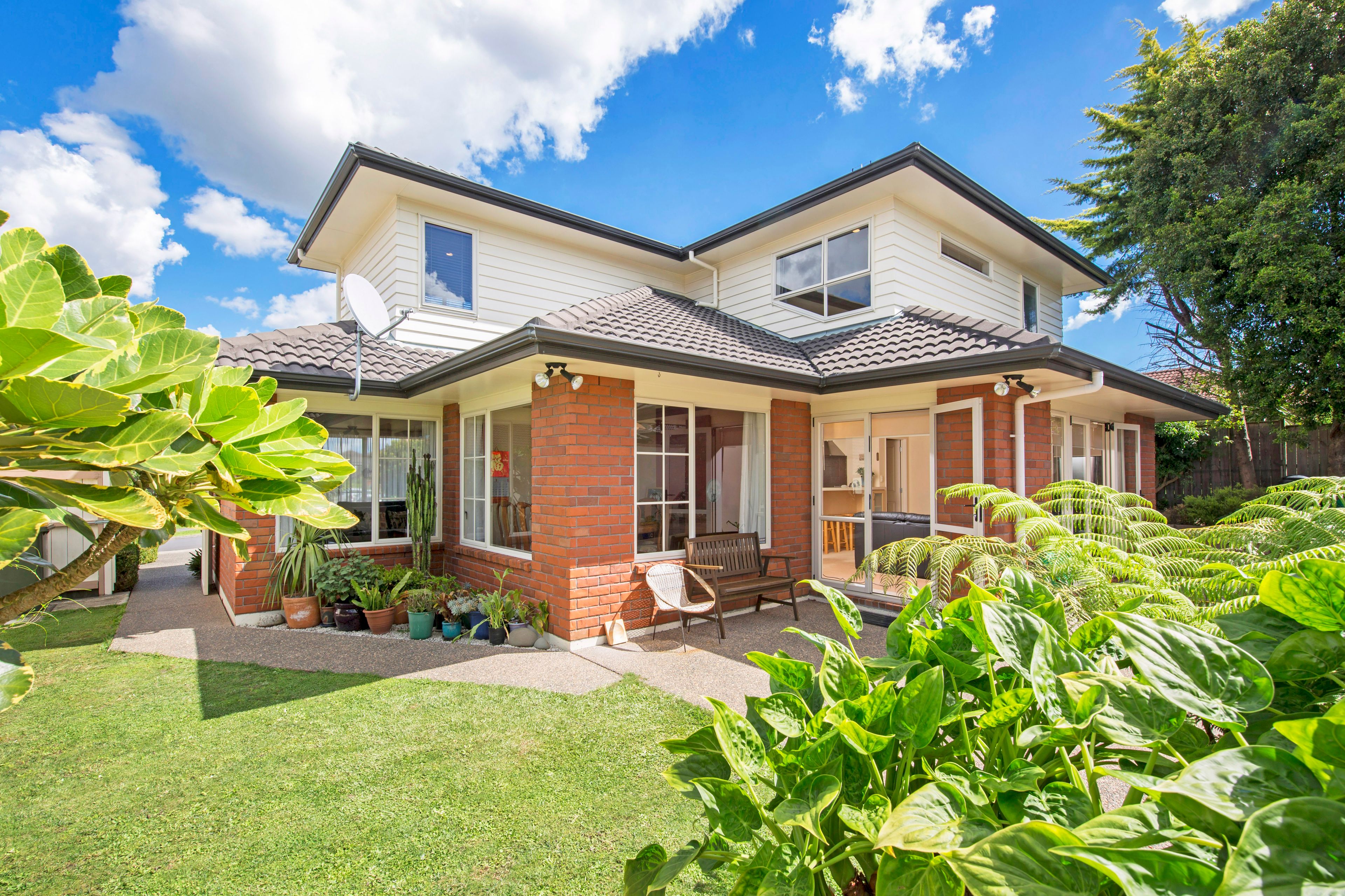 17 Speyside Crescent, Flat Bush, Manukau City