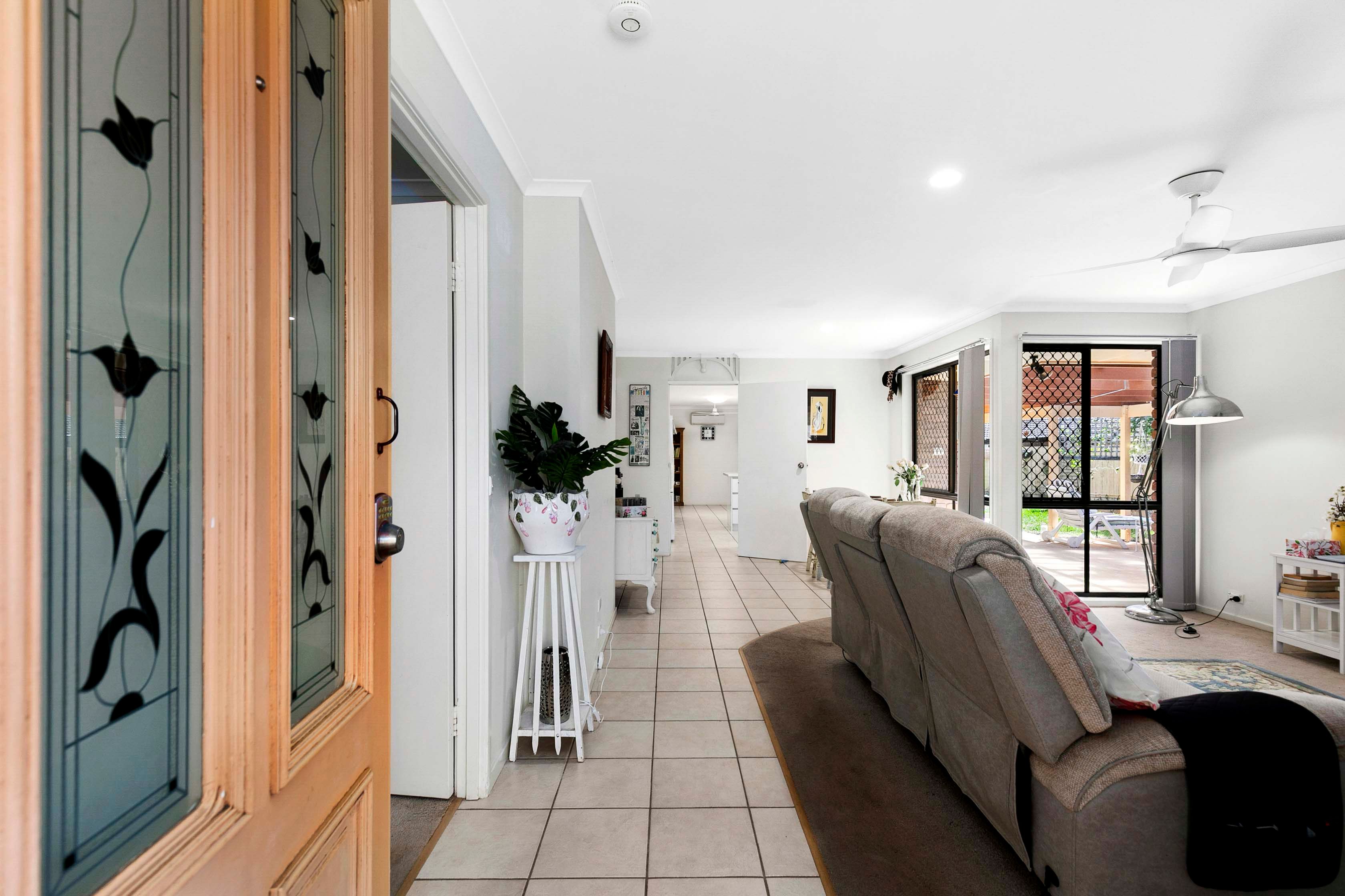6 Corbet Court — photo 4 of 25