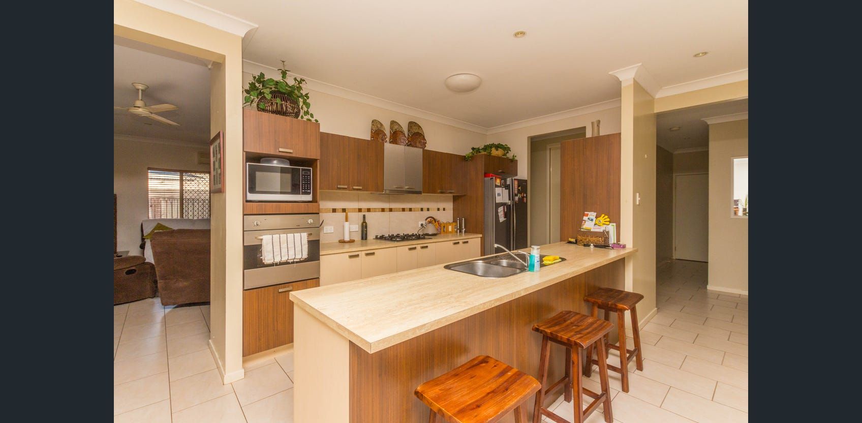 38 Swensen Street — photo 3 of 14