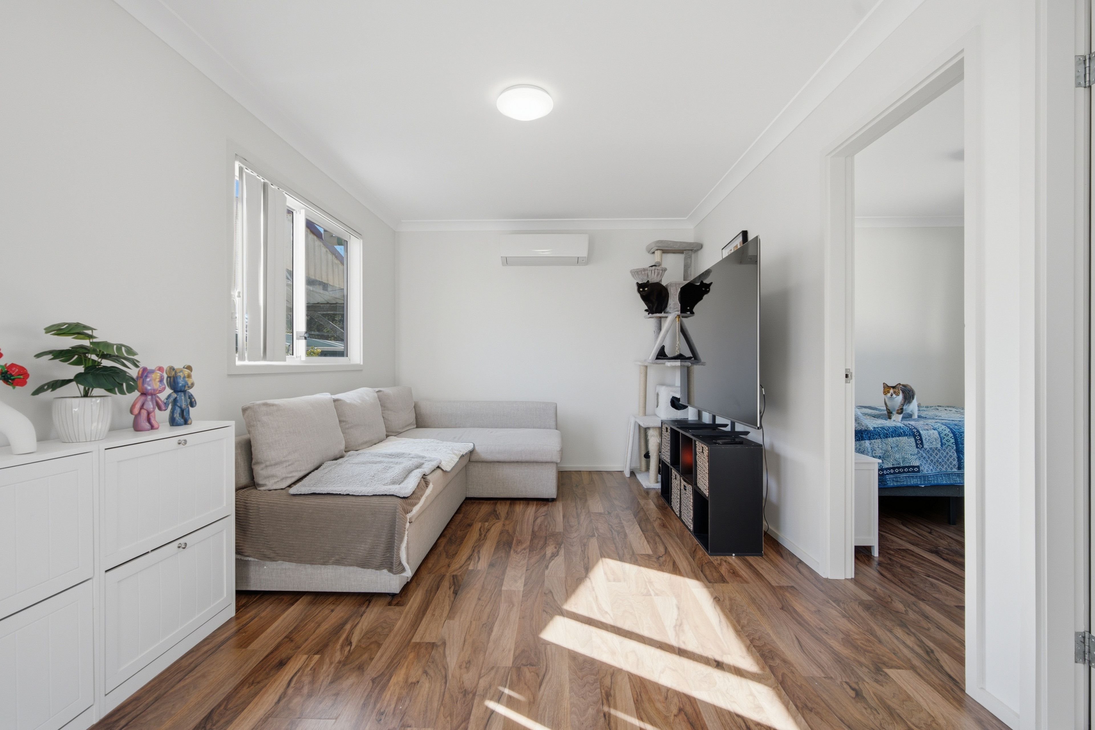 27 & 27a Cadonia Road — photo 16 of 23