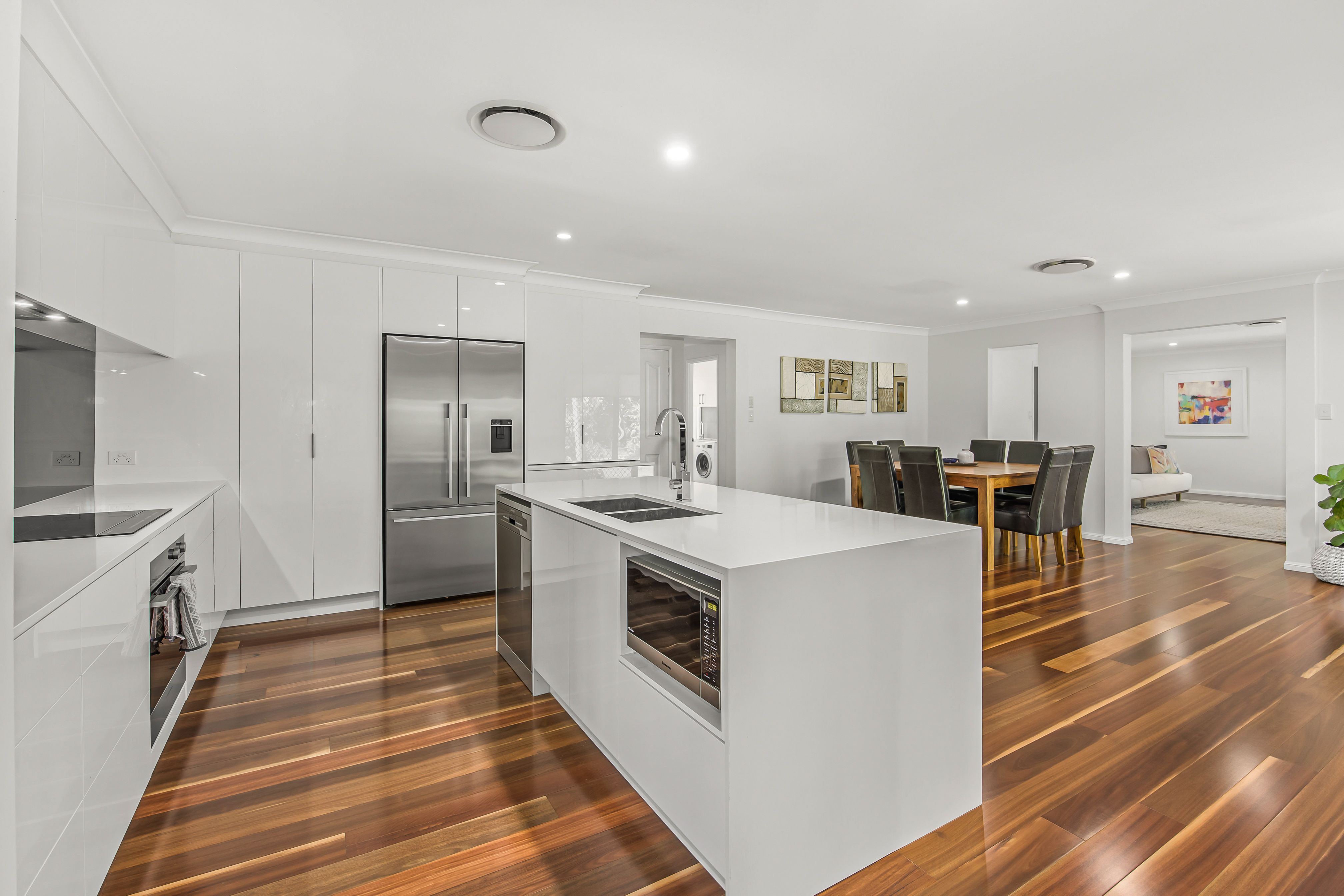 11 Watergum Parade, Molendinar, QLD 4214
