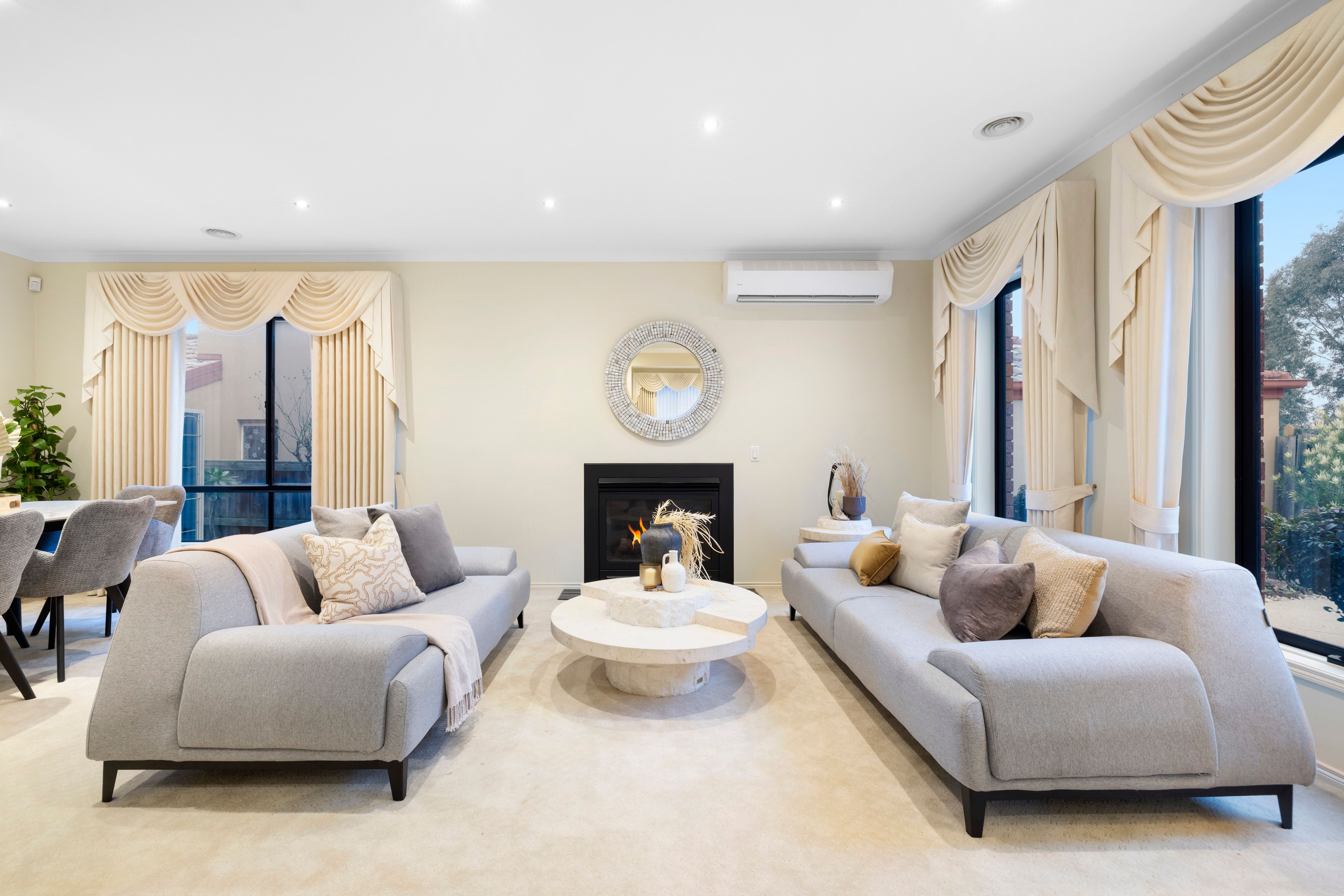 34 Sovereign Crest Boulevard, Rowville, VIC 3178