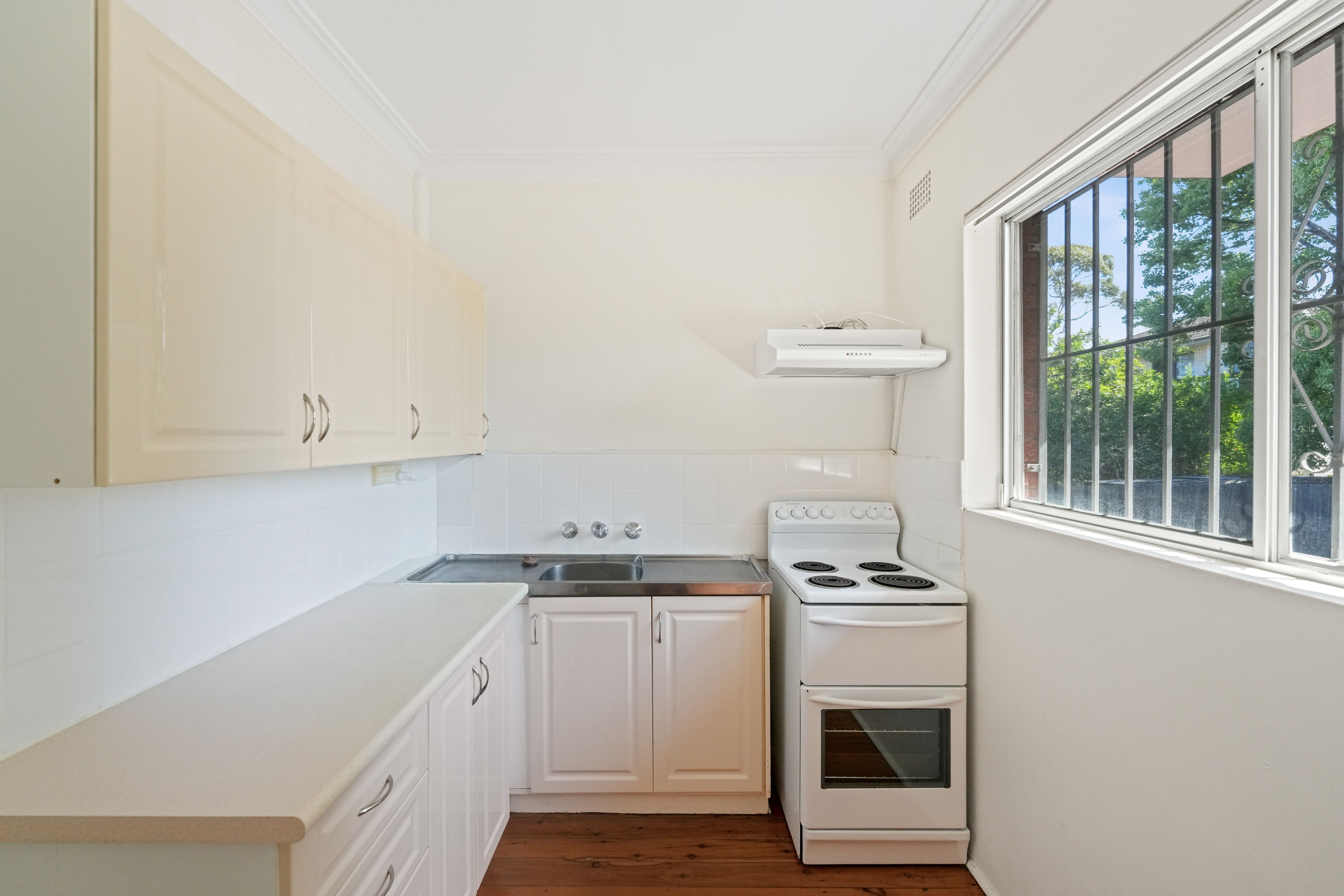 3/13 Dunmore Street — photo 4 of 7