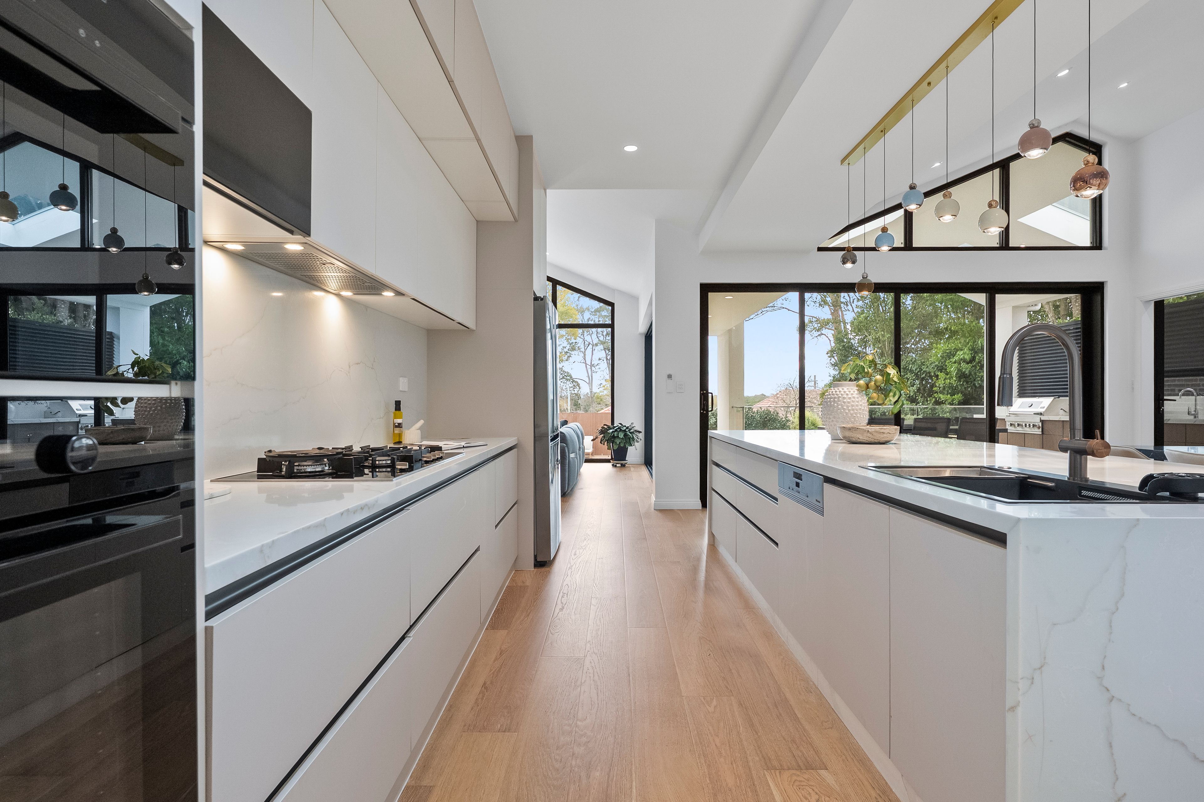 28 Rosemount Avenue — photo 4 of 15