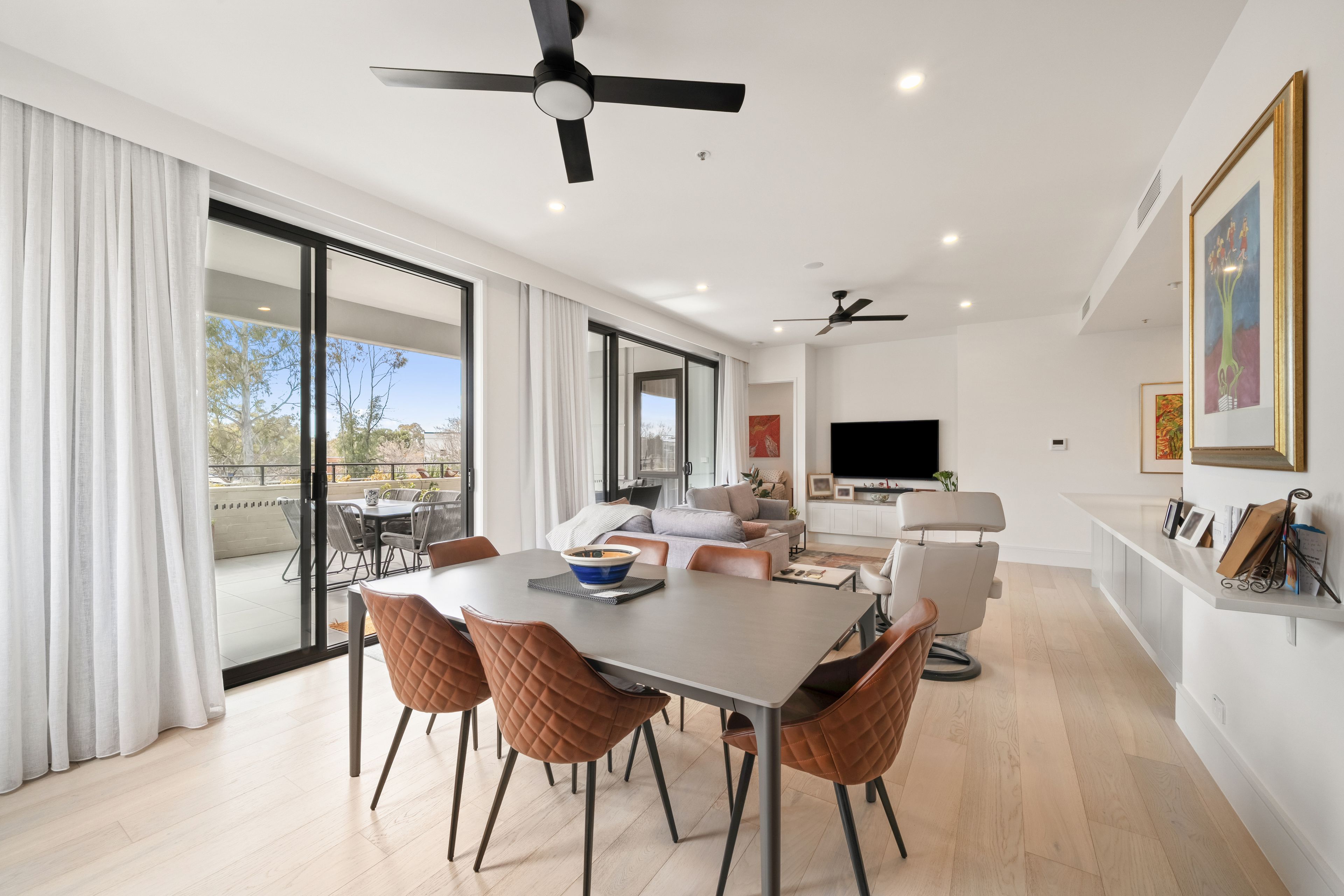 5/1 Lady Nelson Place — photo 5 of 21