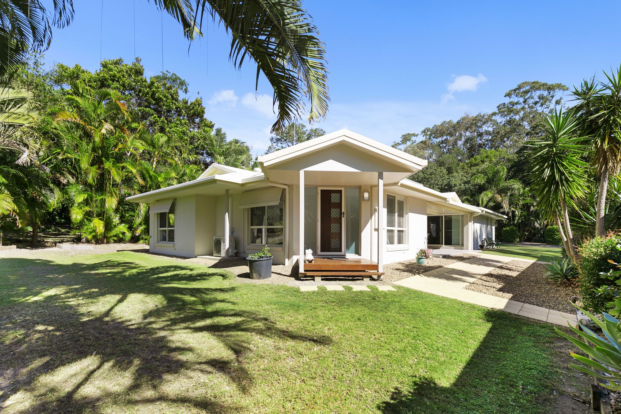 11 Waterview Drive, Dundowran Beach, QLD 4655