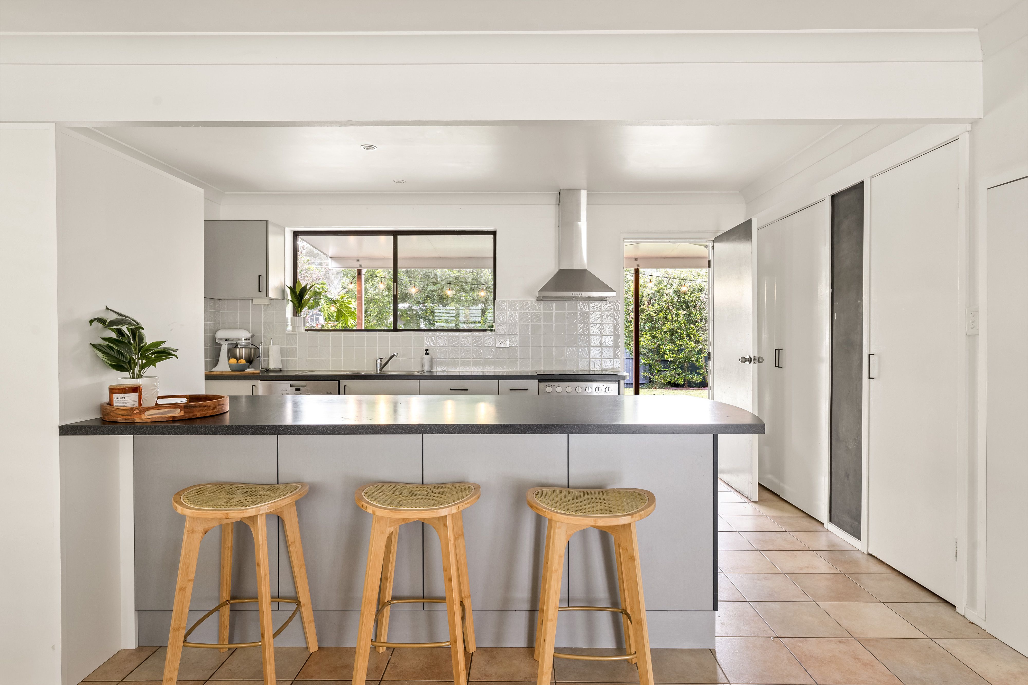 9 Fairearth Street — photo 6 of 18