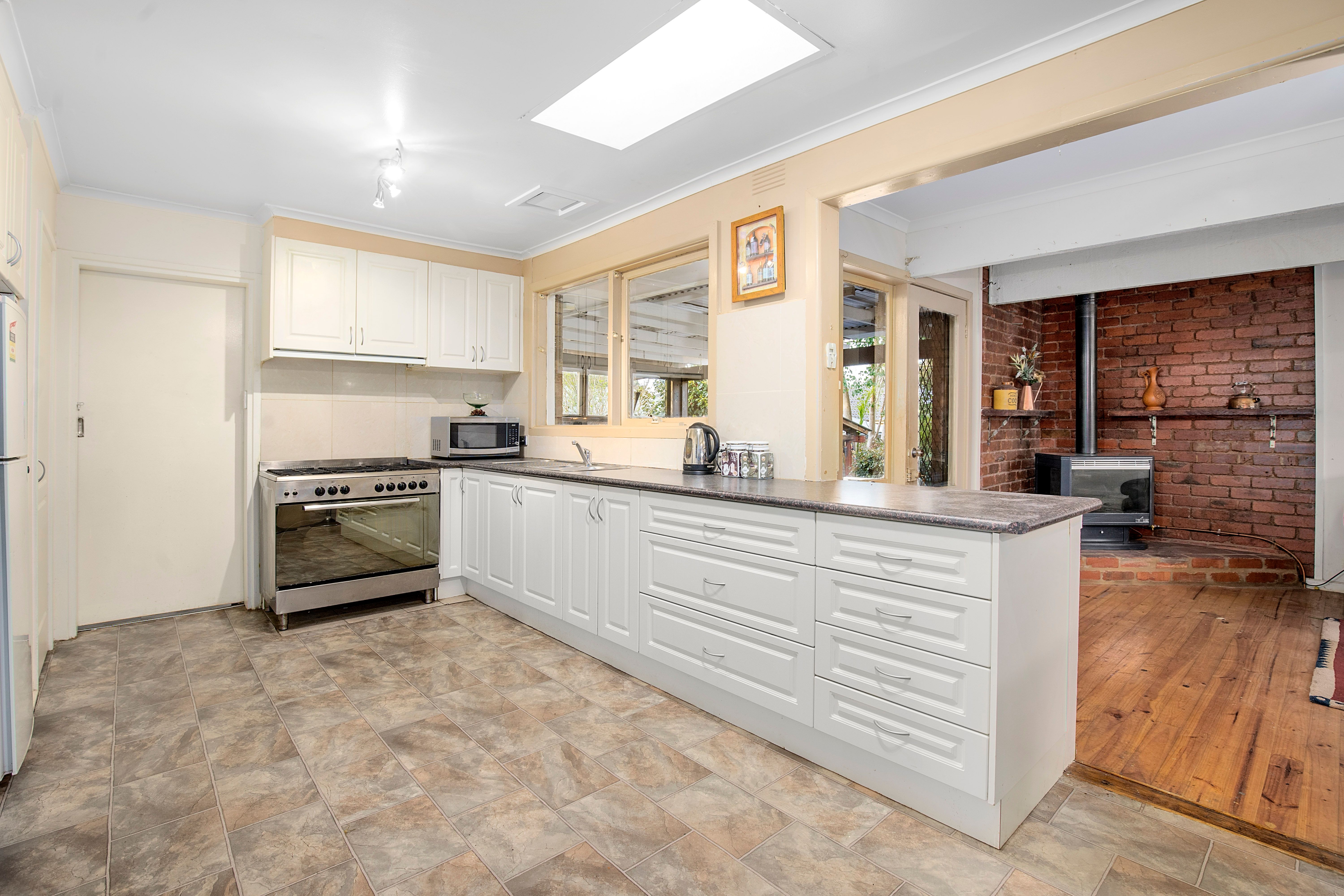 13 Linda Crescent, Ferntree Gully, VIC 3156