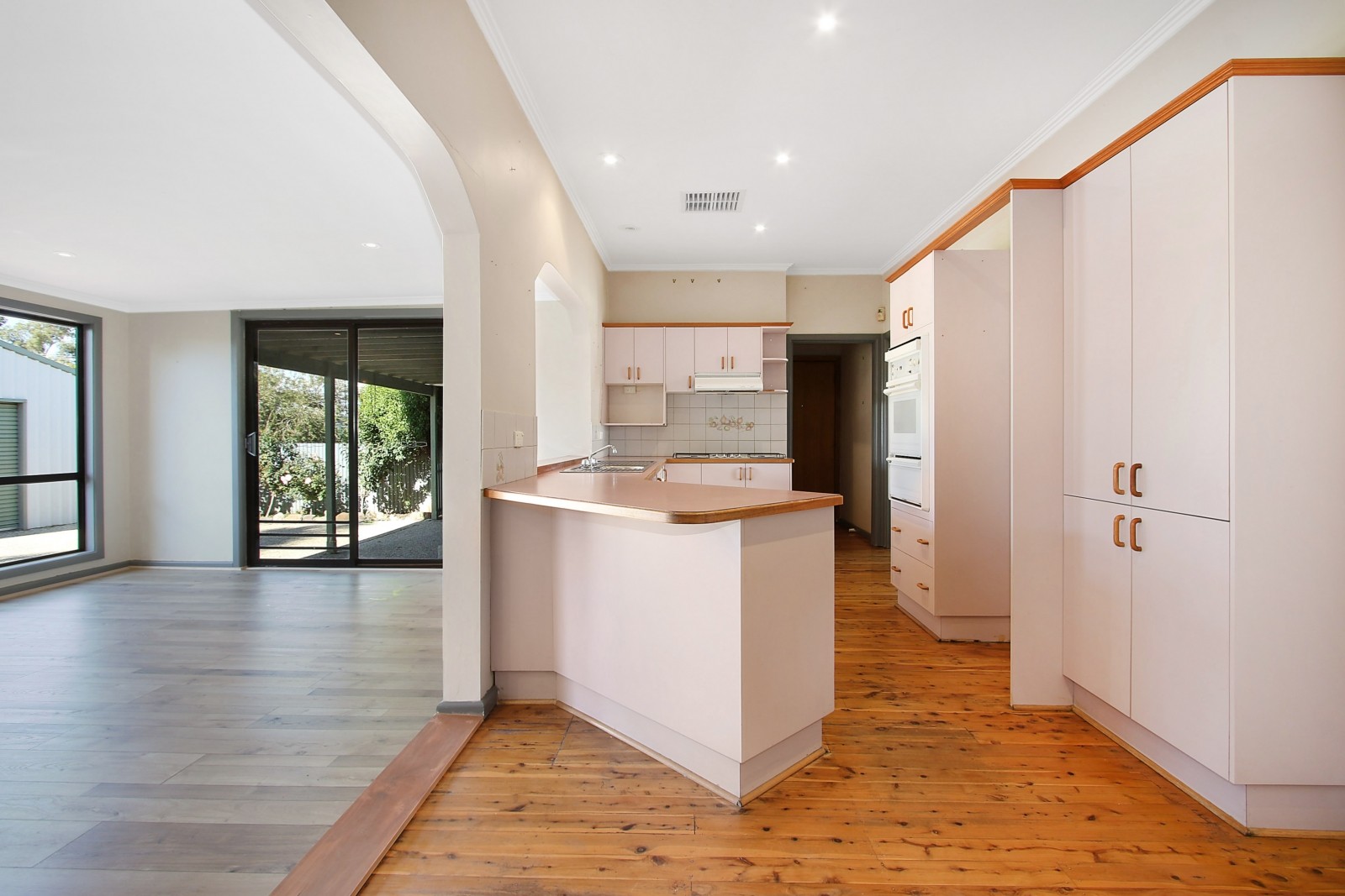 514 McKenzie Street, Lavington, NSW 2641