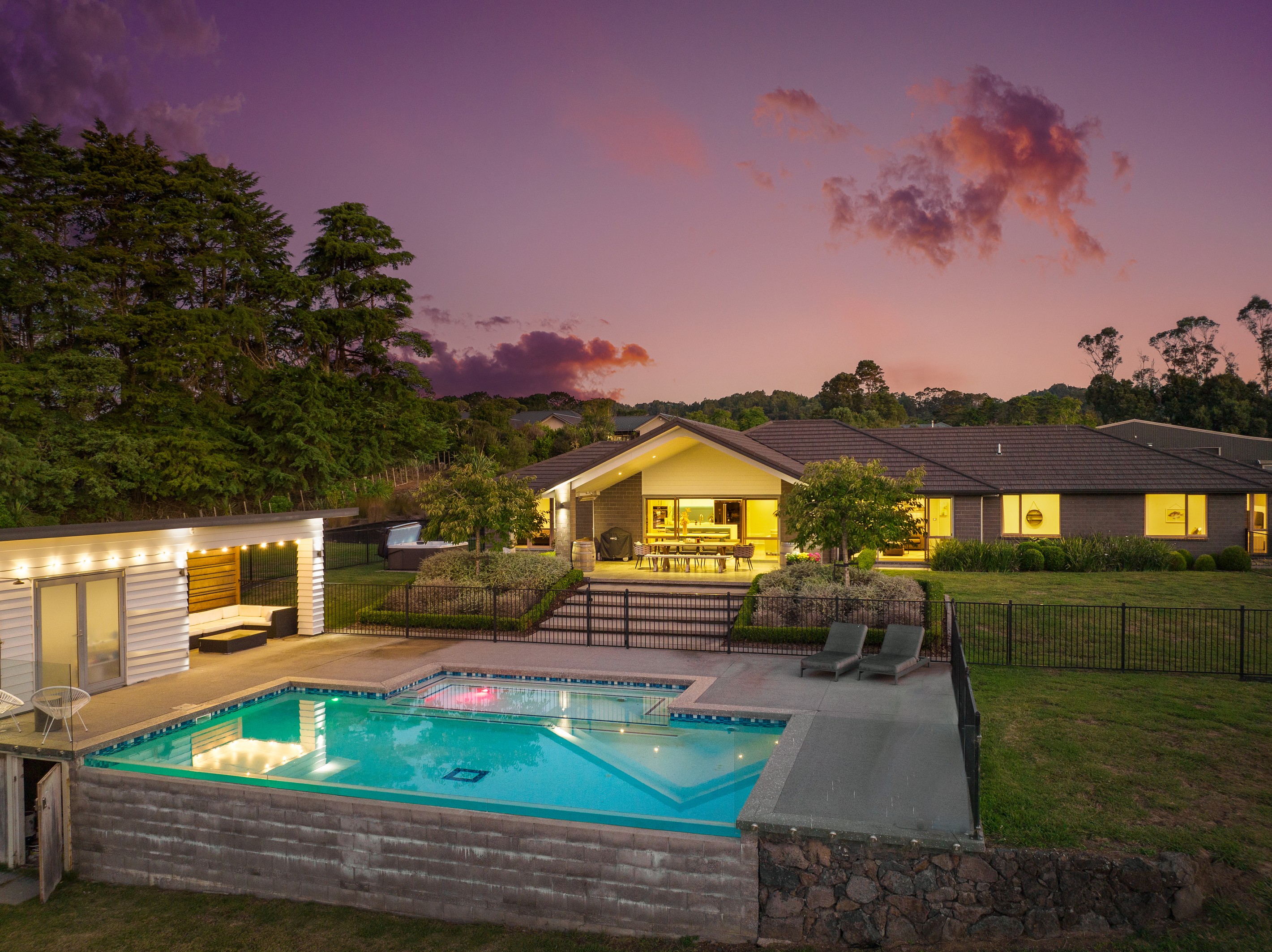 82b Shaw Road, Oratia, Waitakere City