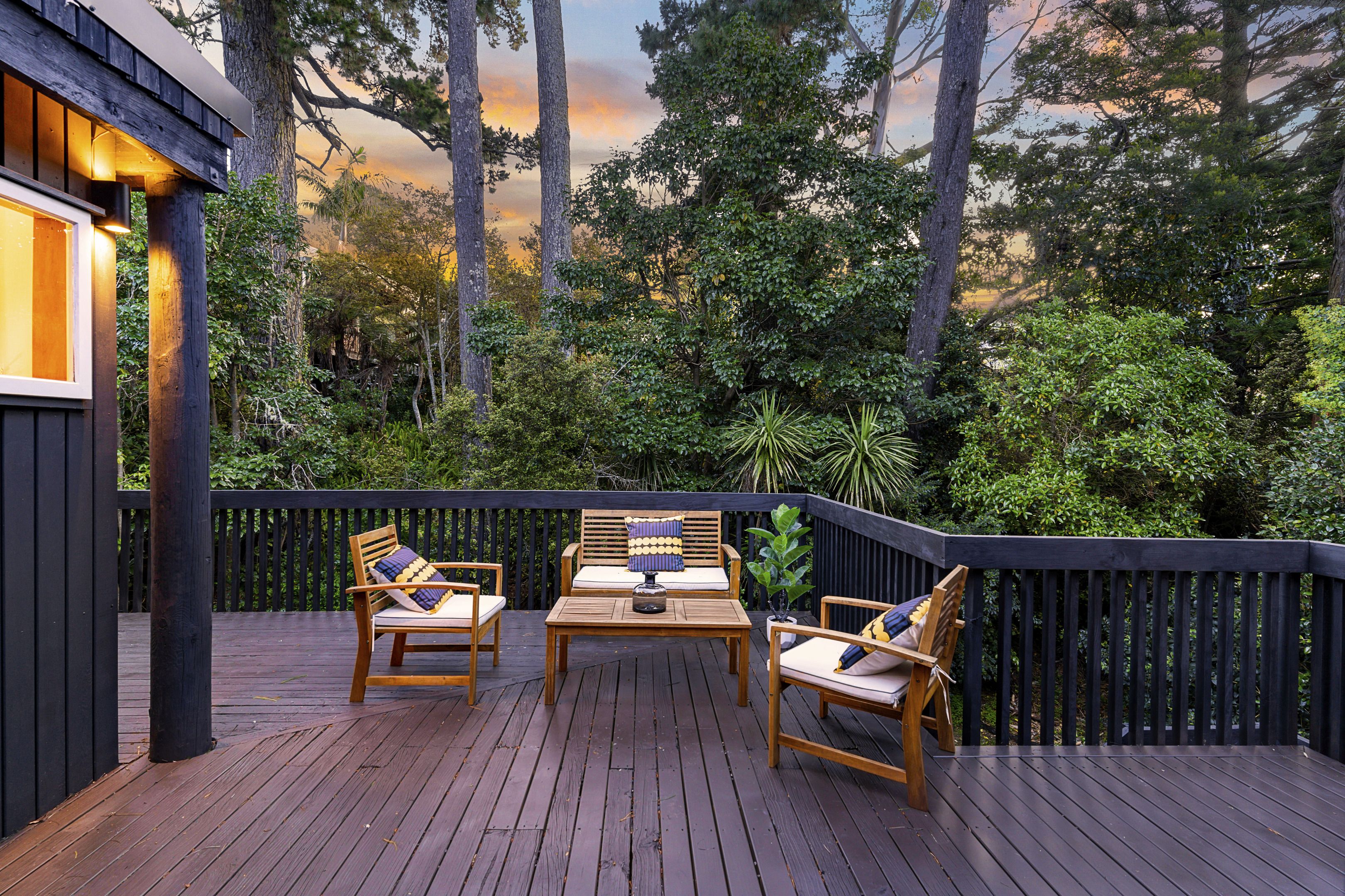 88 Aeroview Drive, Beach Haven, North Shore City