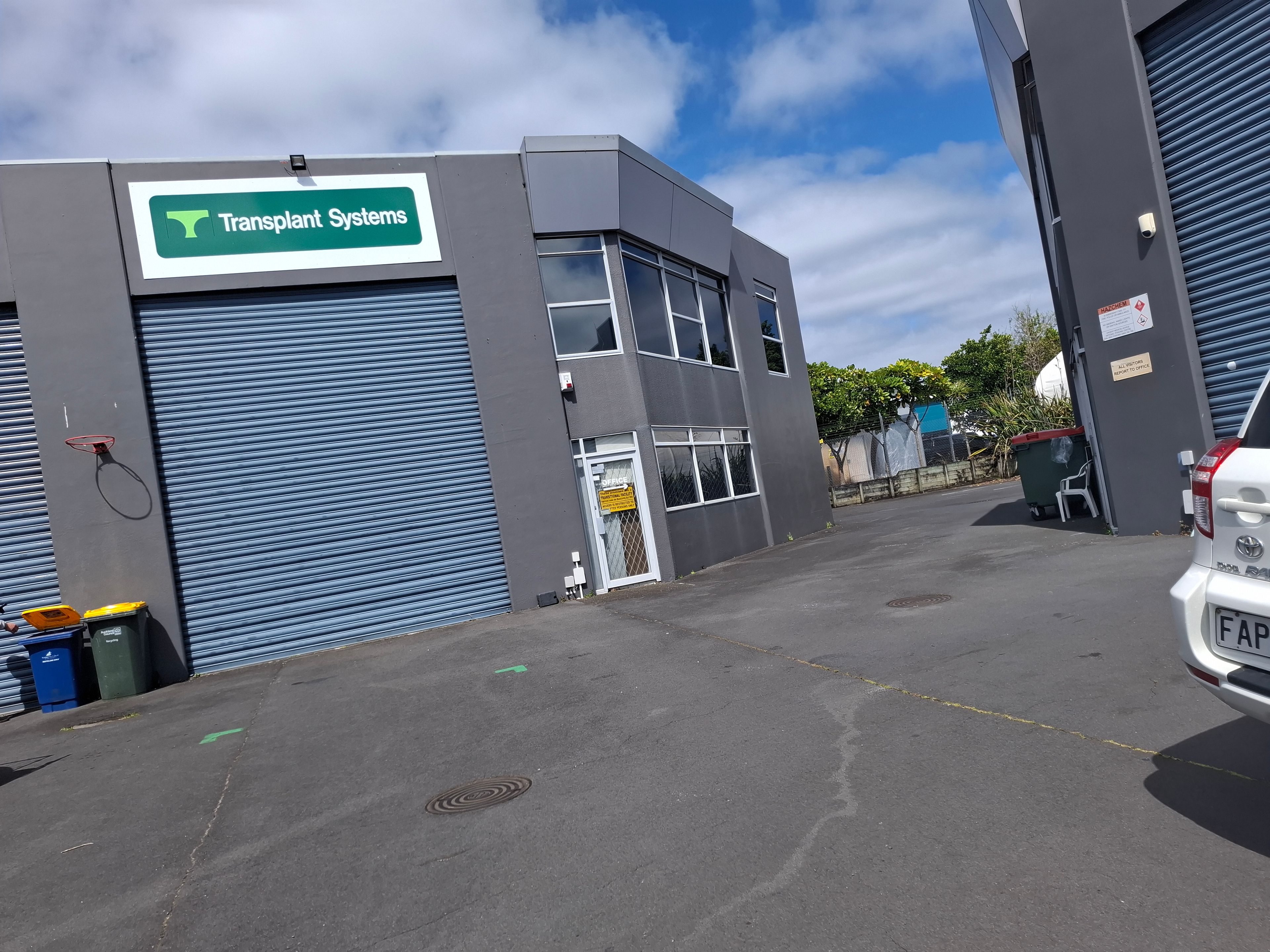 E/12 Paramount Drive, Henderson, Waitakere City