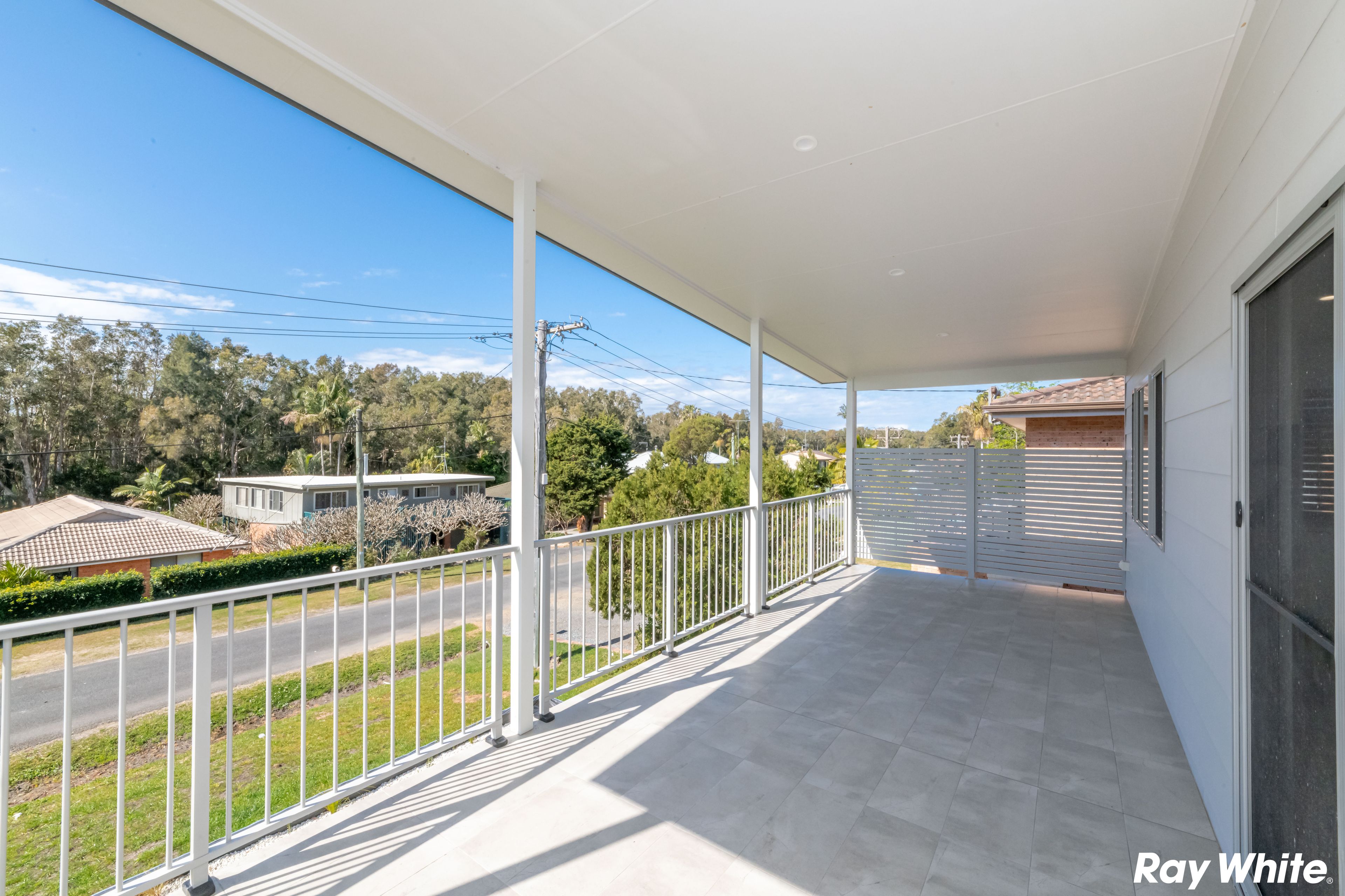 1/11 Seabreeze Parade, Green Point, NSW 2428 Sold Villa Ray White