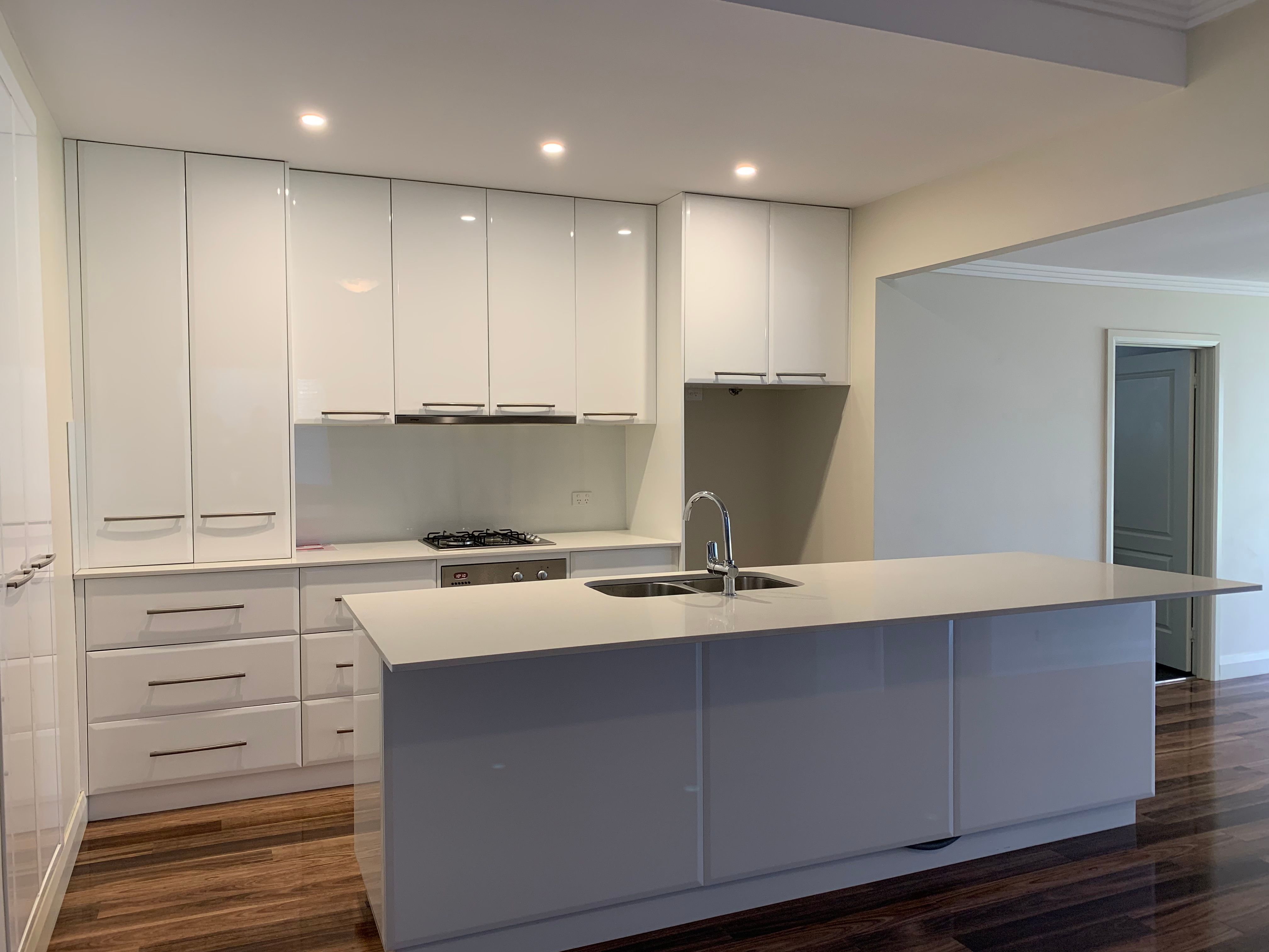 9 Hely Avenue, Turvey Park, NSW 2650