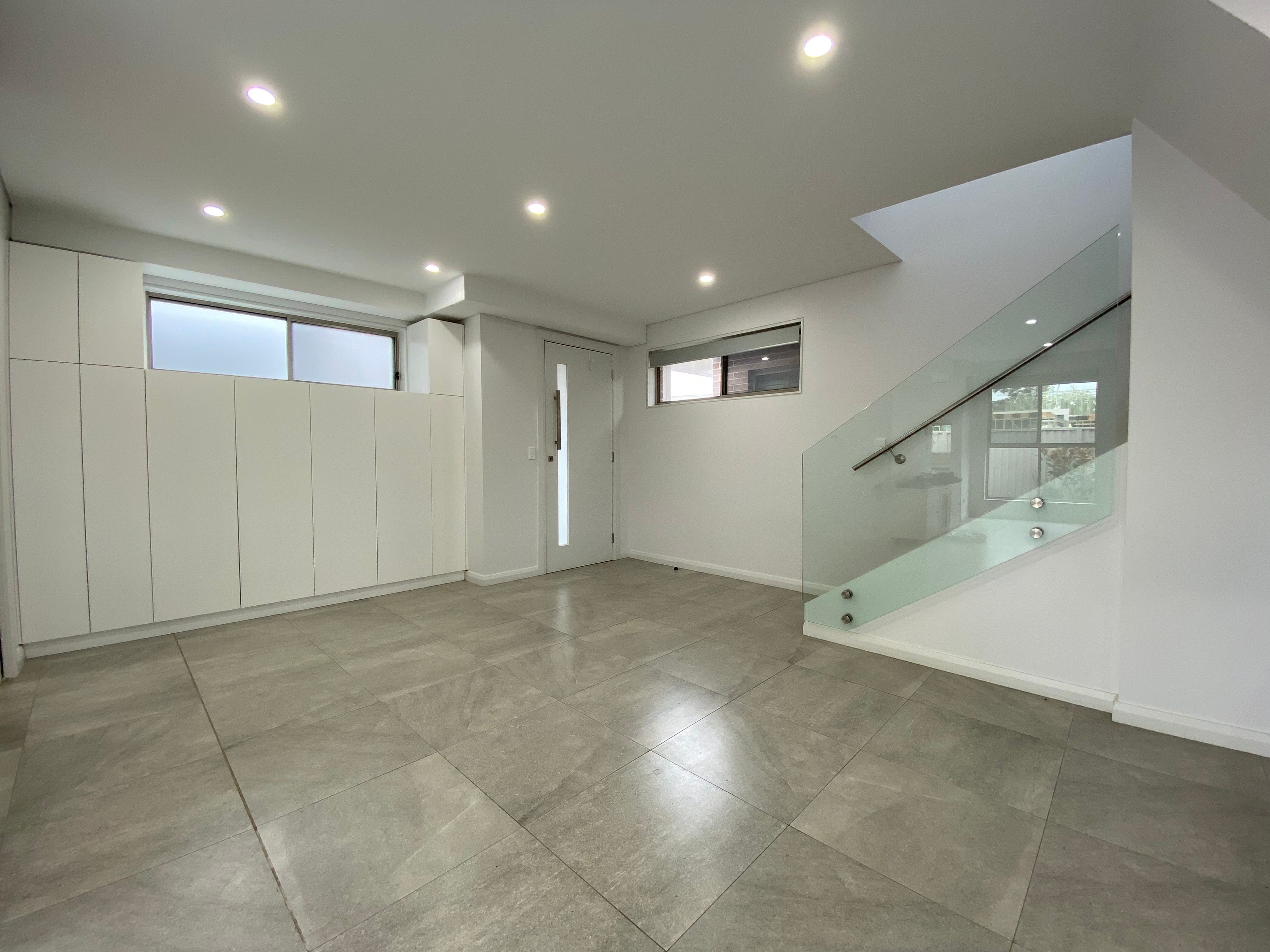 5/112-114 Karne Street North, Roselands, NSW 2196