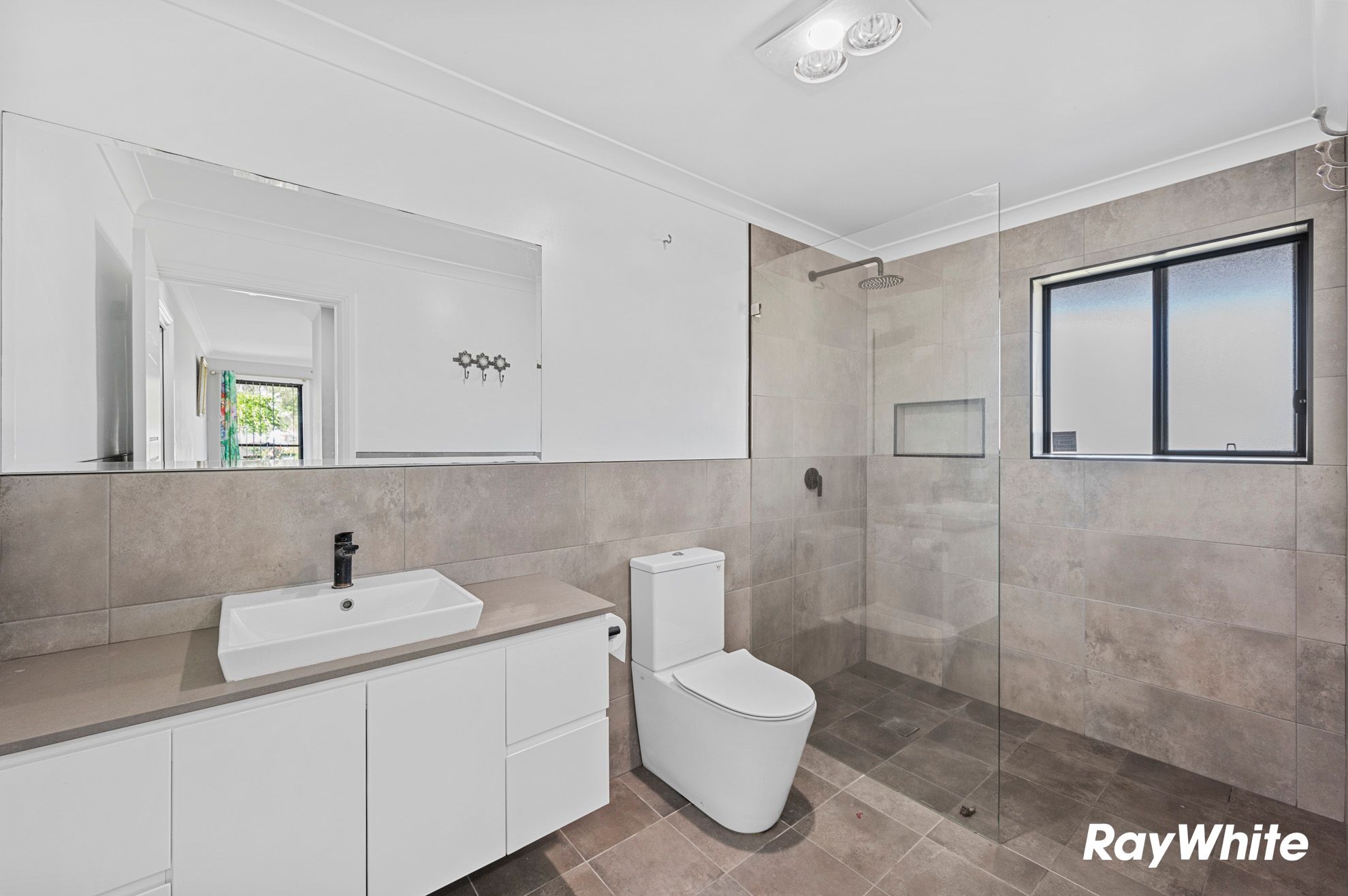 186 Vulcan Street — photo 11 of 20
