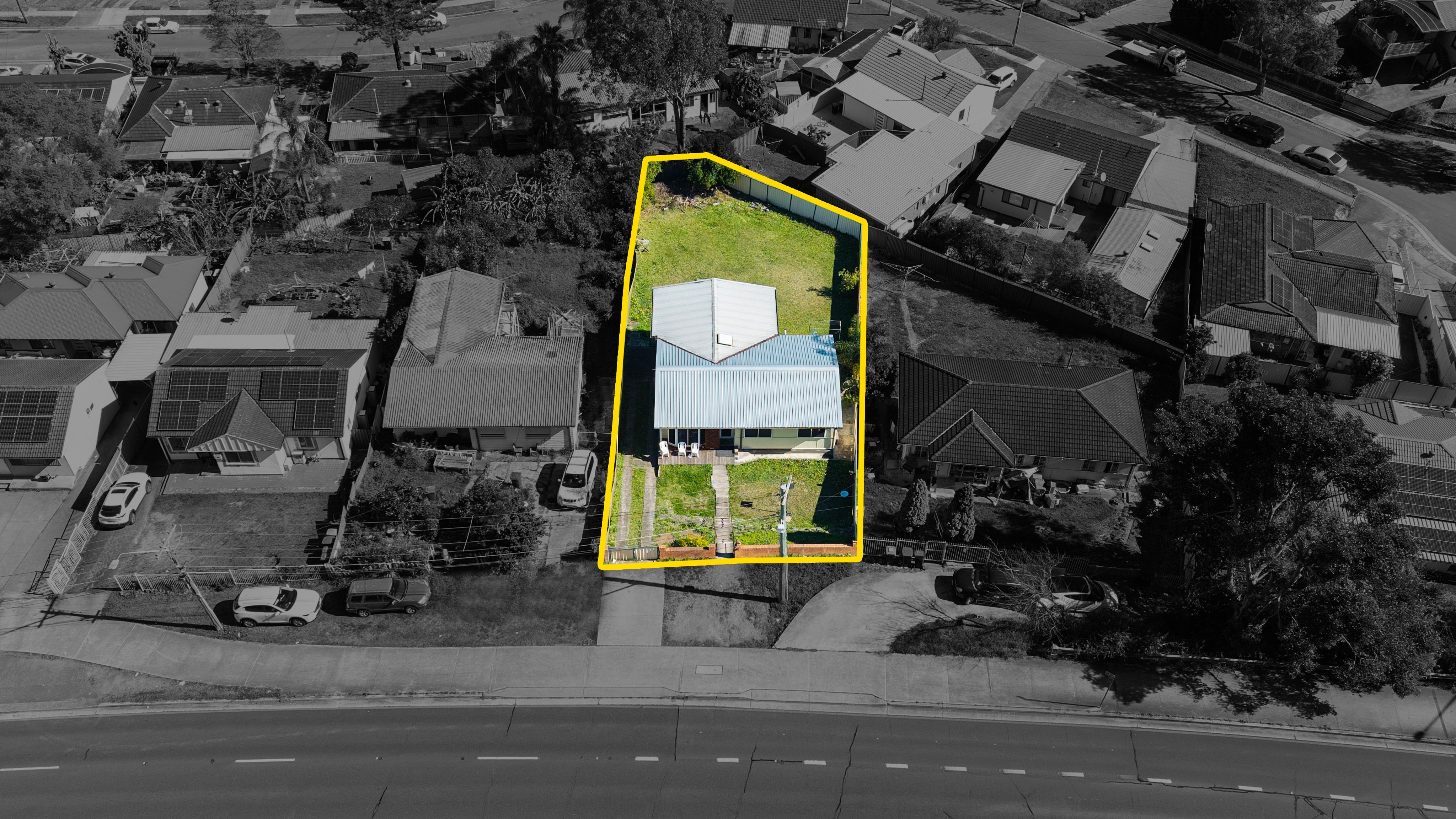 218 Elizabeth Drive — photo 4 of 18