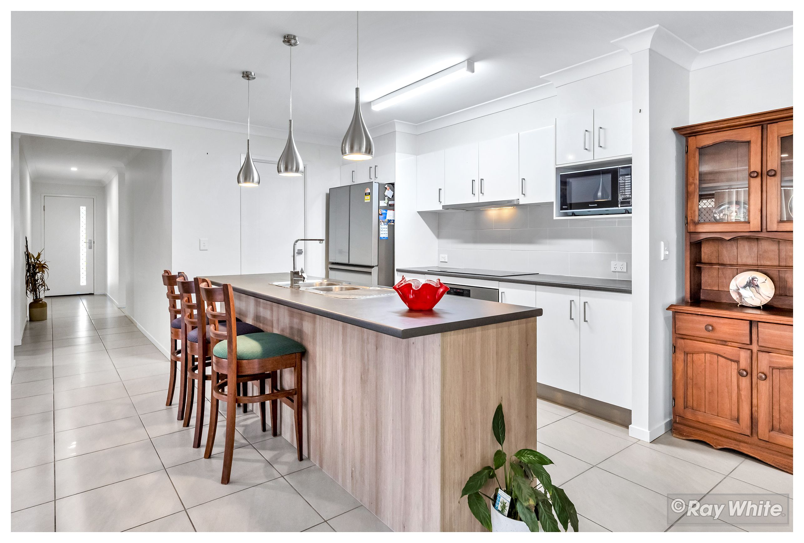 25 Geoff Wilson Drive, Norman Gardens, QLD 4701