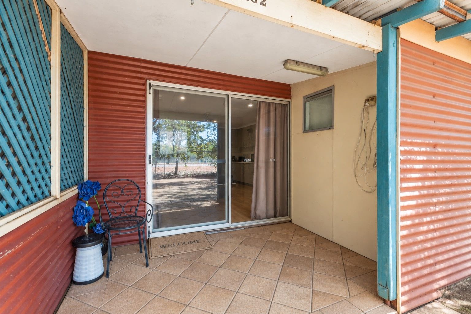 182/122 Port Drive — photo 8 of 11